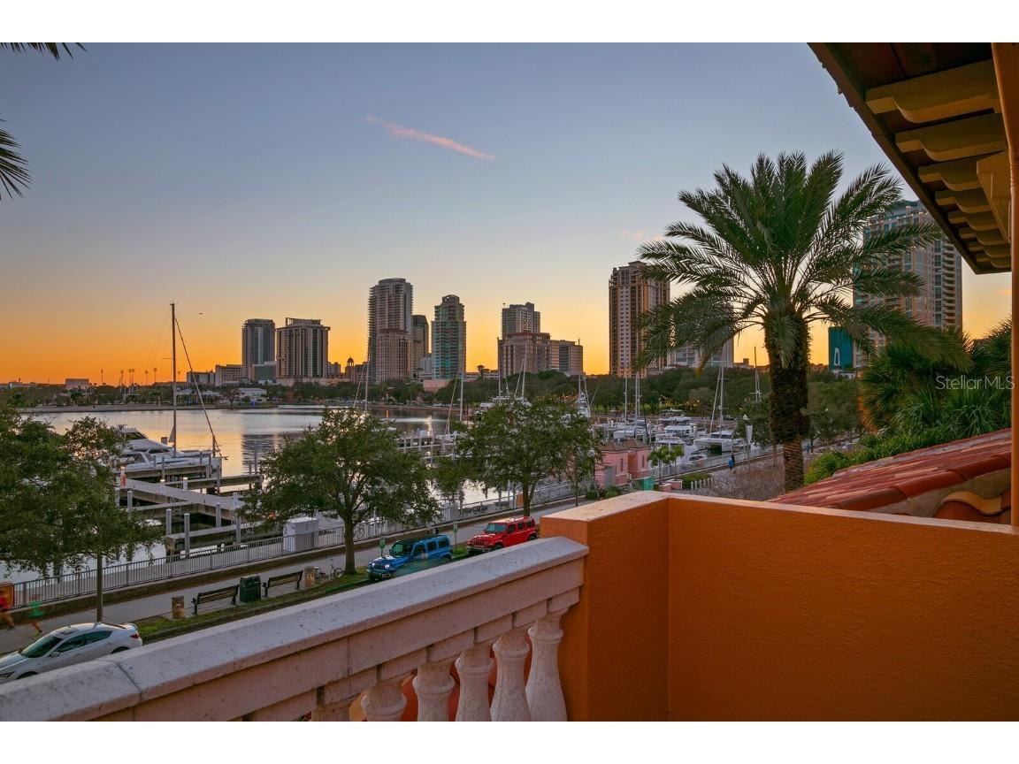 505 5th Avenue NE Saint Petersburg FL 33701 TB8317276 image1