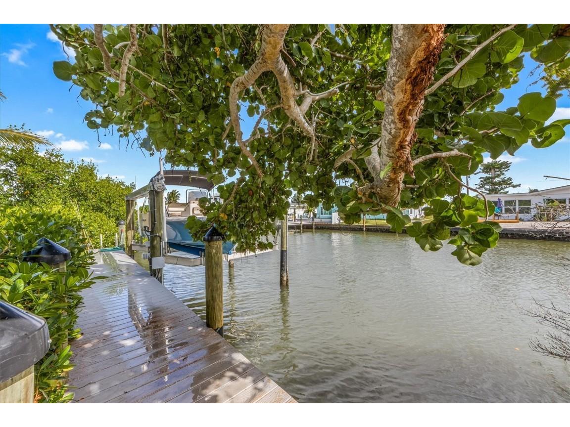 505 65th Street Holmes Beach FL 34217 A4668285 image49