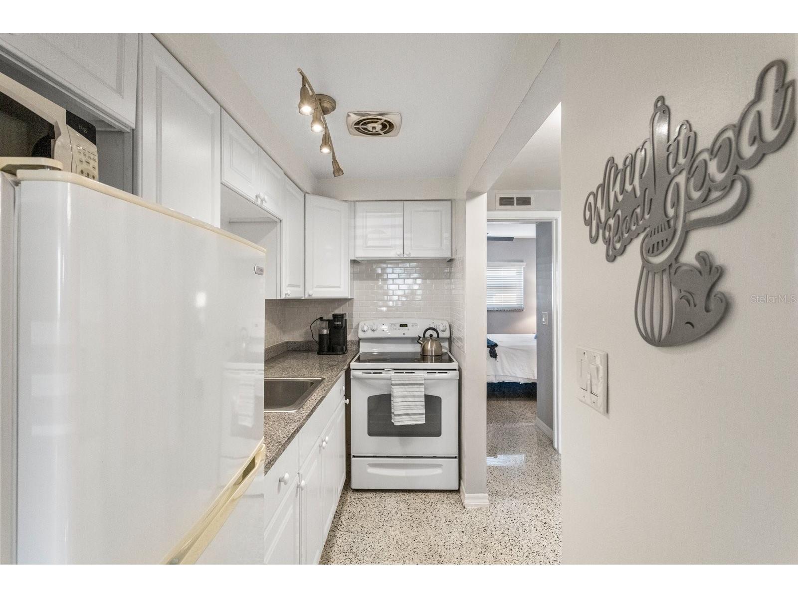 505 67th Avenue #5 Saint Pete Beach FL 33706 TB8504573 image13
