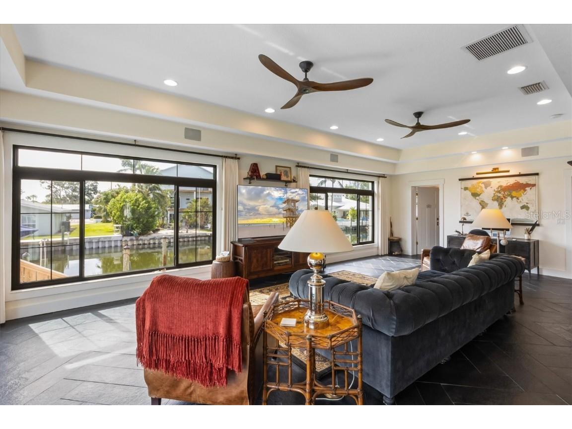 505 75th Street Holmes Beach FL 34217 A4665534 image24