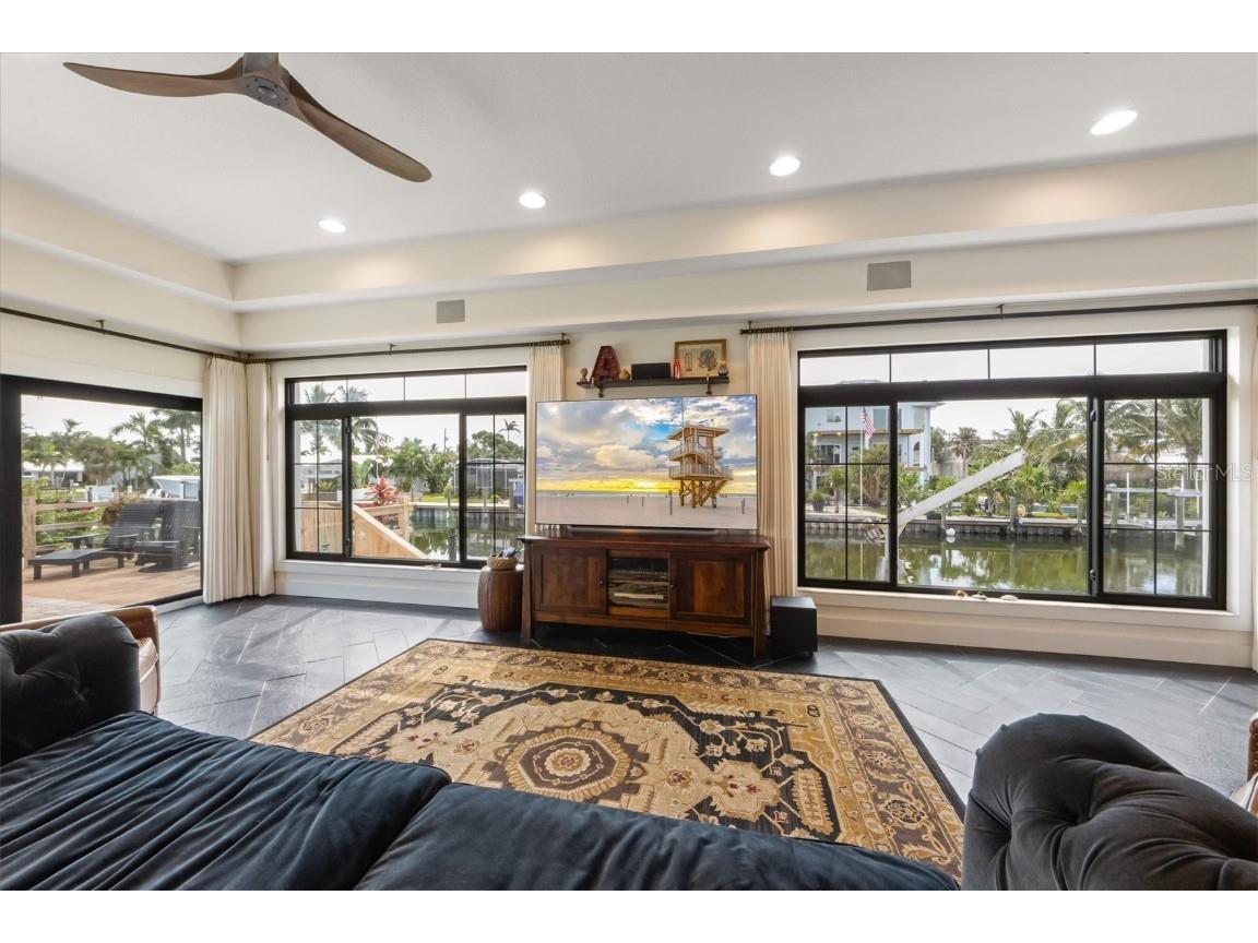 505 75th Street Holmes Beach FL 34217 A4665534 image28