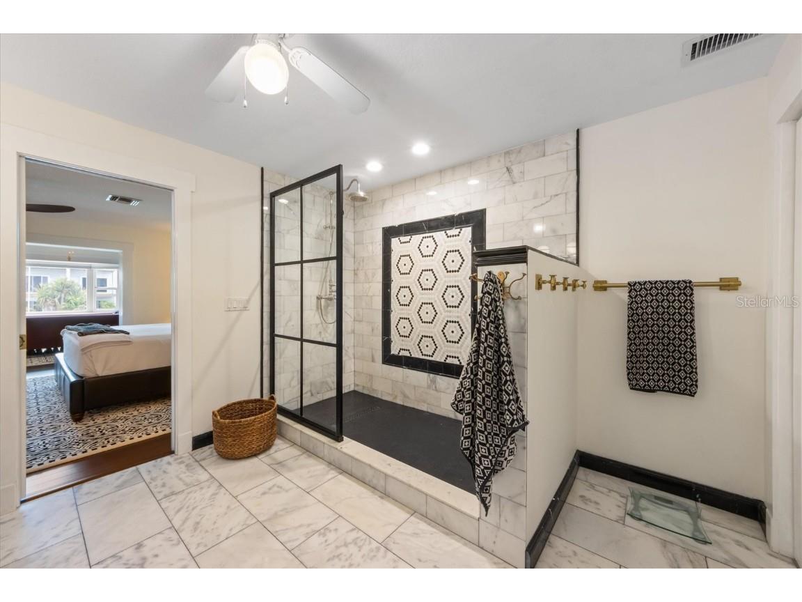 505 75th Street Holmes Beach FL 34217 A4665534 image41