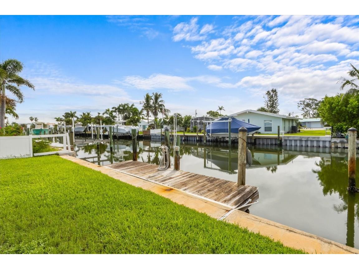 505 75th Street Holmes Beach FL 34217 A4665534 image56