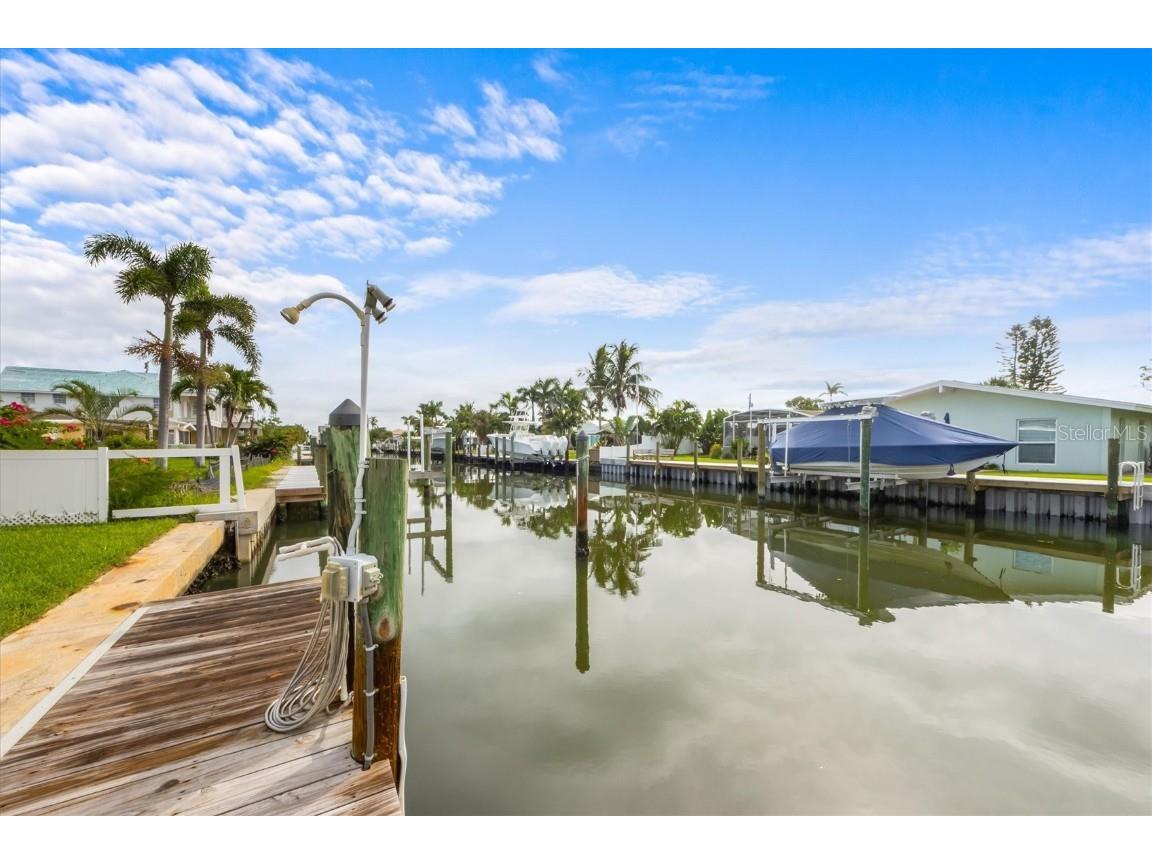 505 75th Street Holmes Beach FL 34217 A4665534 image59