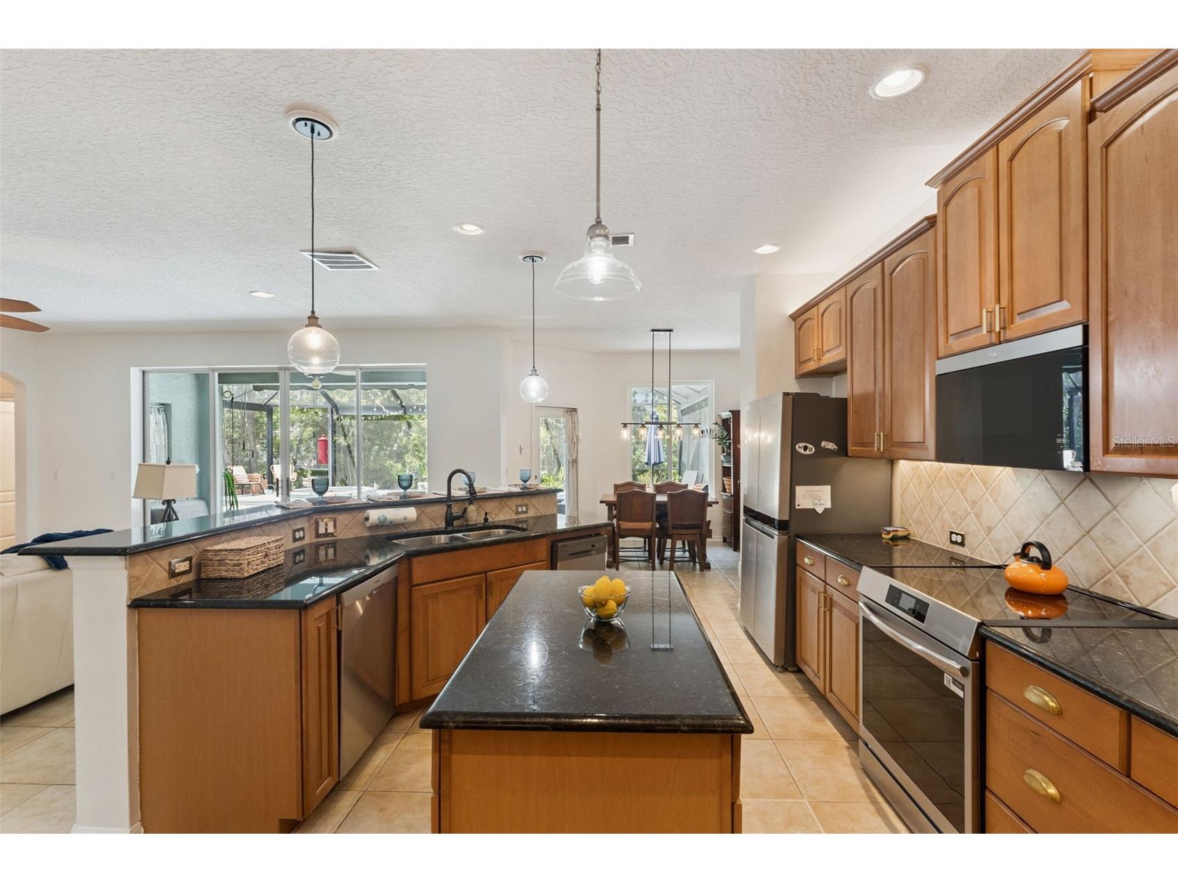 505 E Gulley Avenue Oakland FL 34787 O6400317 image15