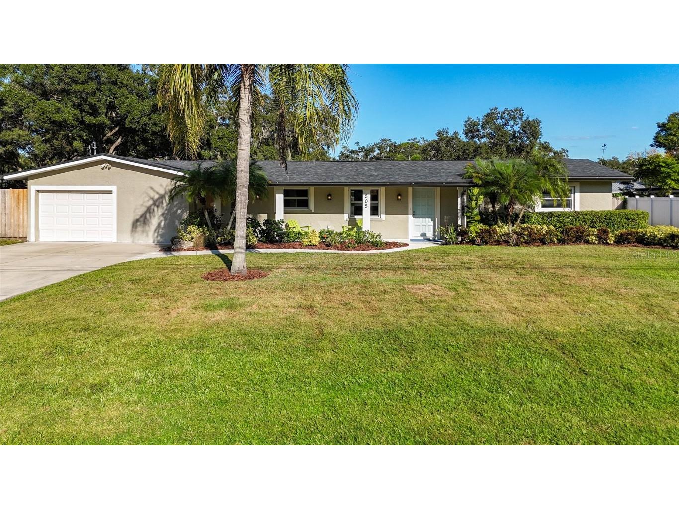 505 E Lake Drive Sarasota FL 34232 TB8435168 image1