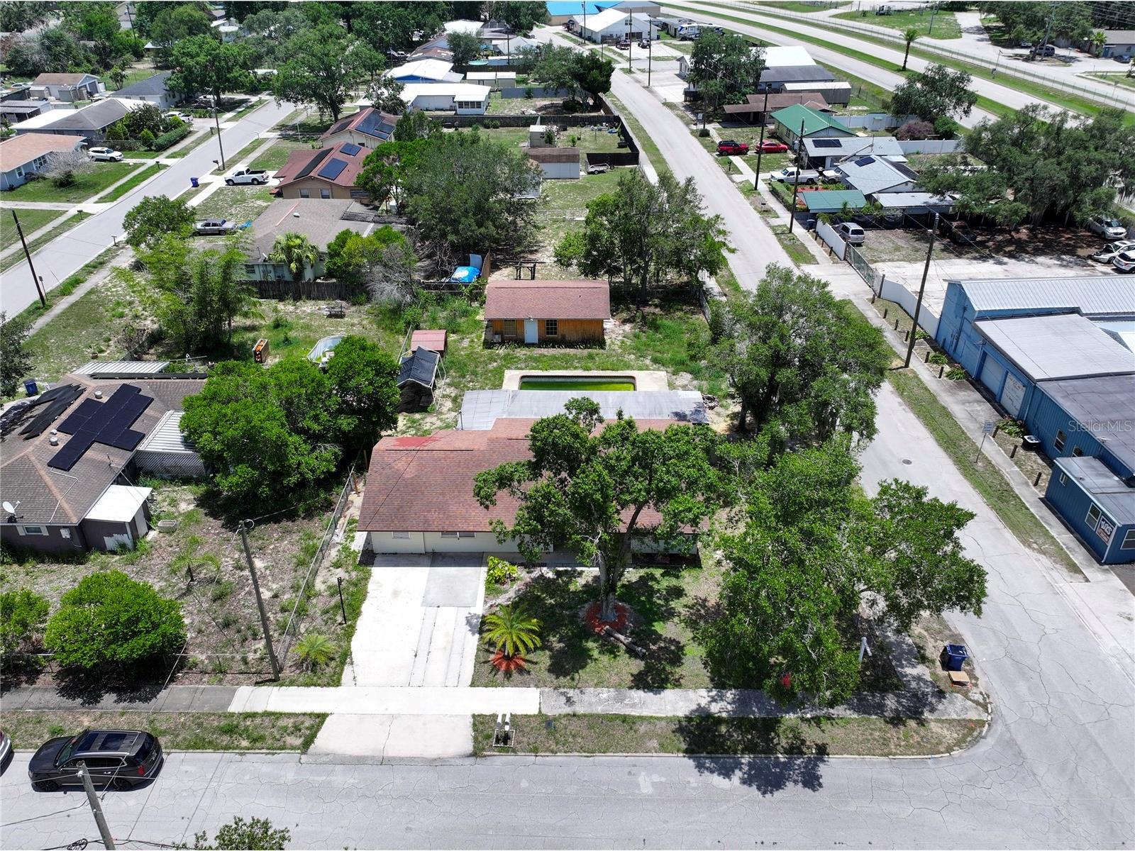 505 Fielder Boulevard Sebring FL 33870 TB8497682 image2