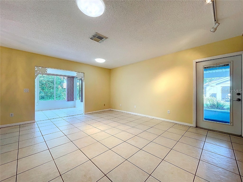 505 Foxglove Circle #B Sun City Center FL 33573 TB8408604 image9