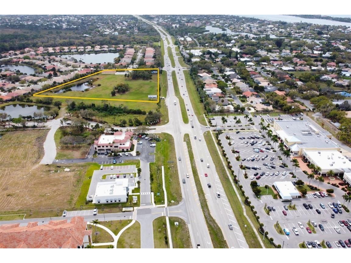 505 Luminary Boulevard Osprey FL 34229 A4616676 image2