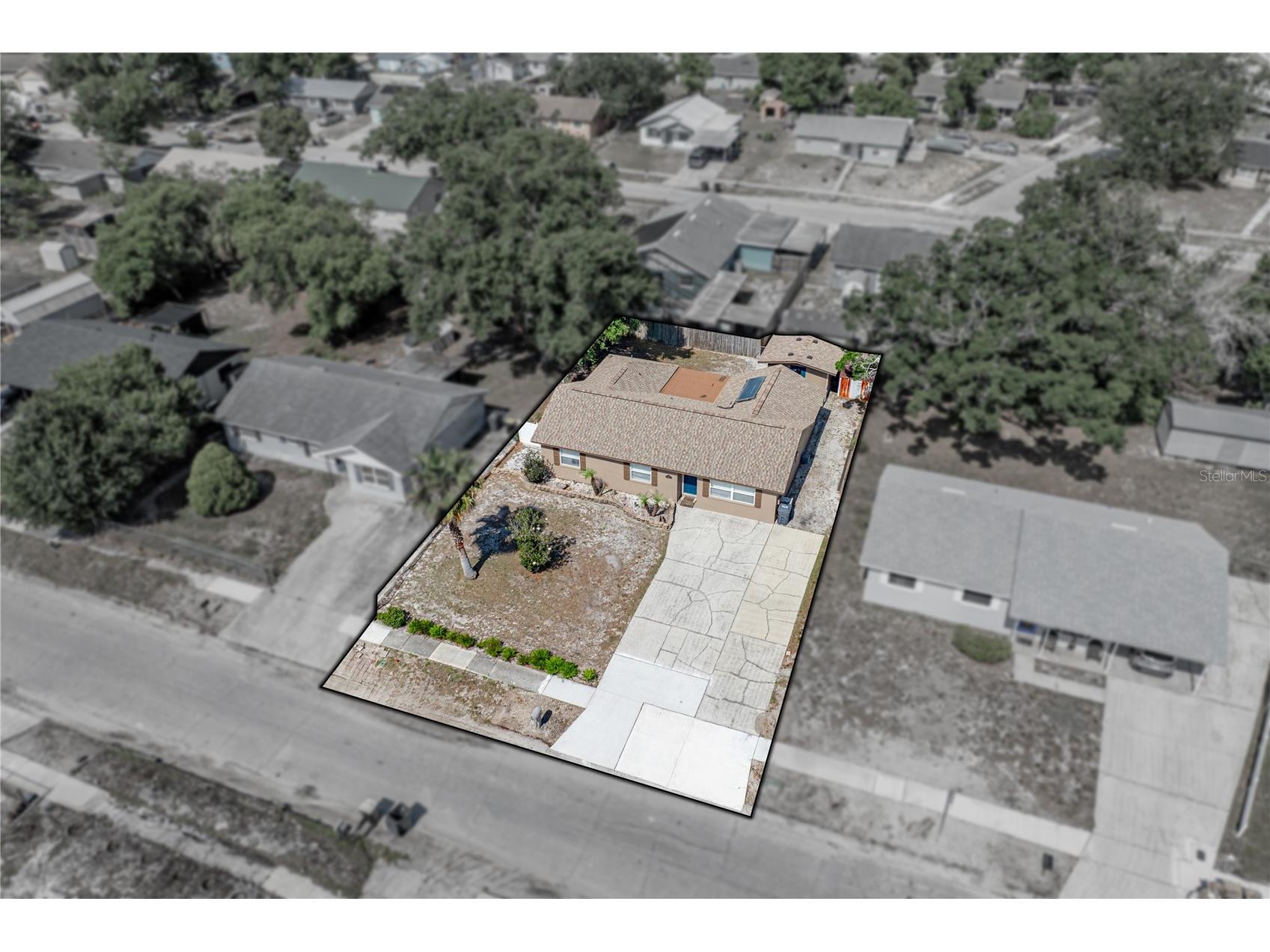 505 Maggie Circle Winter Haven FL 33880 P4938744 image2