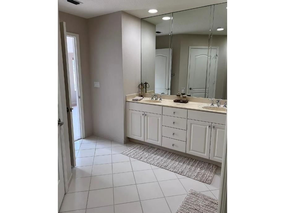 505 Mandalay Avenue #72 Clearwater Beach FL 33767 TB8527223 image7