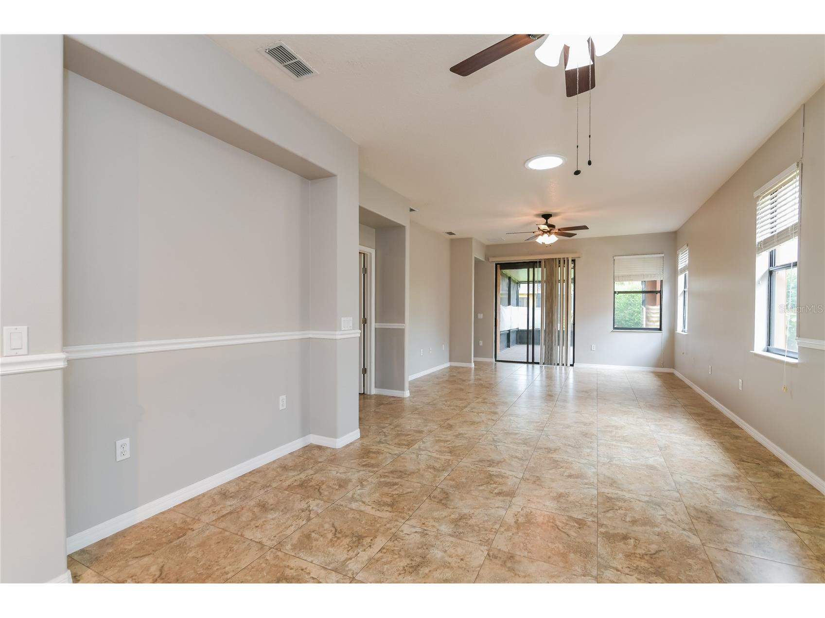 505 Millifiora Lane Kissimmee FL 34759 P4939099 image4