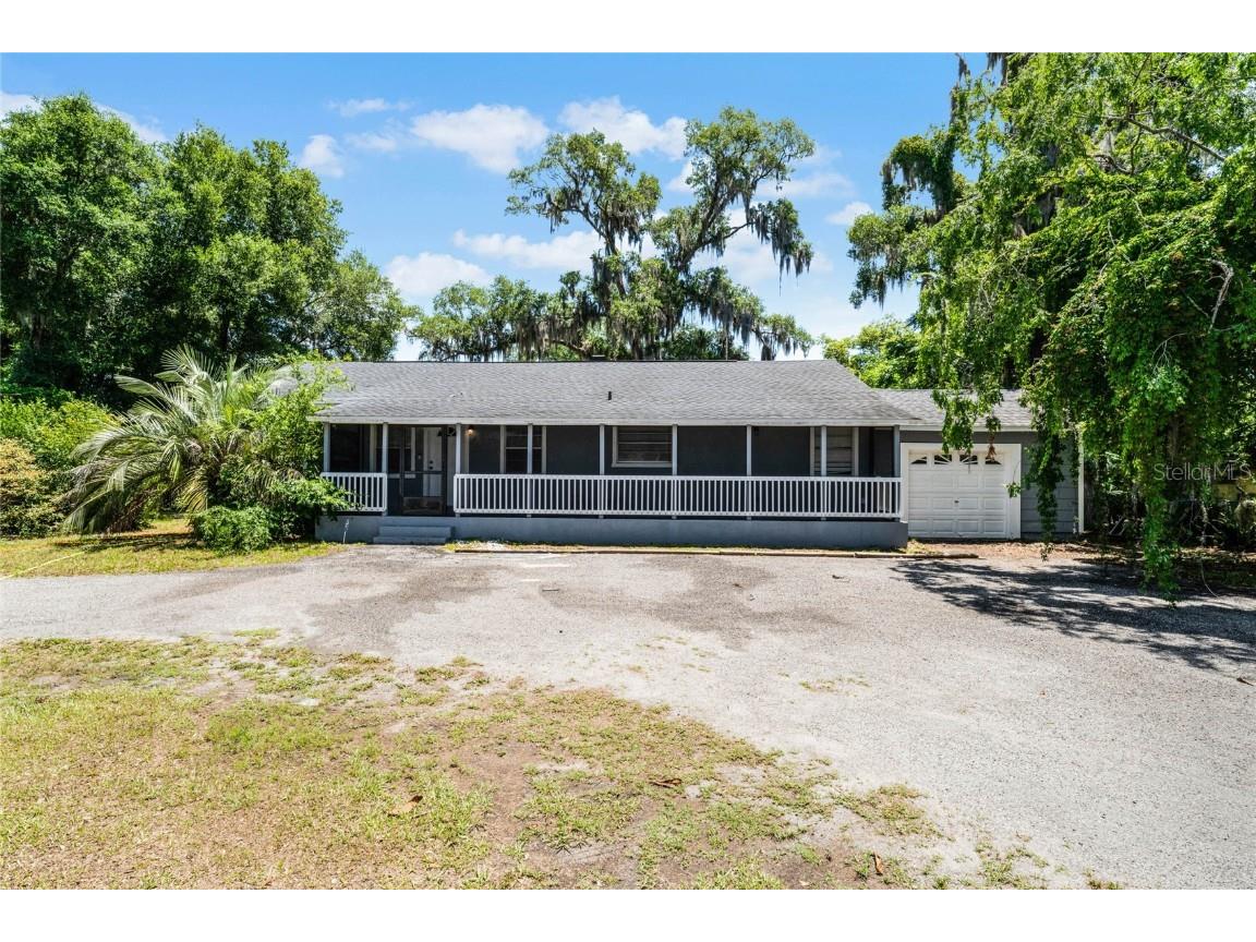505 N Hill Avenue Deland FL 32724 V4936384 image1