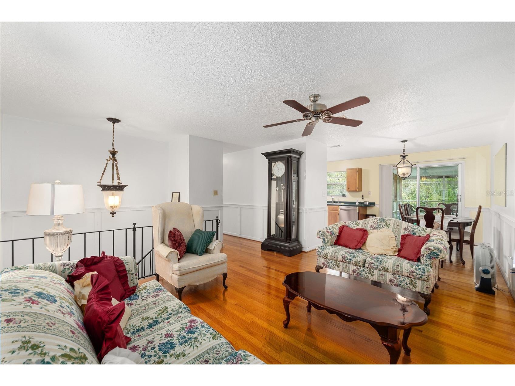 505 NW 37th Place Gainesville FL 32609 GC539400 image6