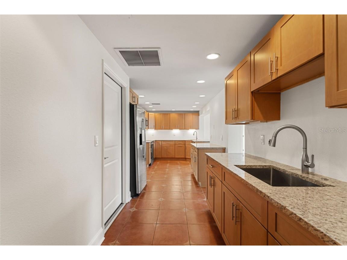 505 Oakwood Boulevard Oldsmar FL 34677 TB8432340 image12