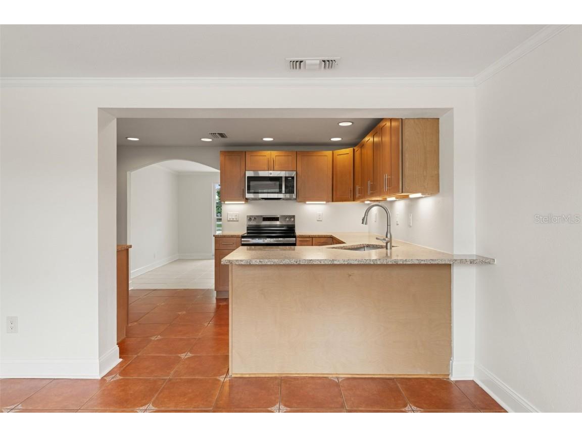 505 Oakwood Boulevard Oldsmar FL 34677 TB8432340 image16