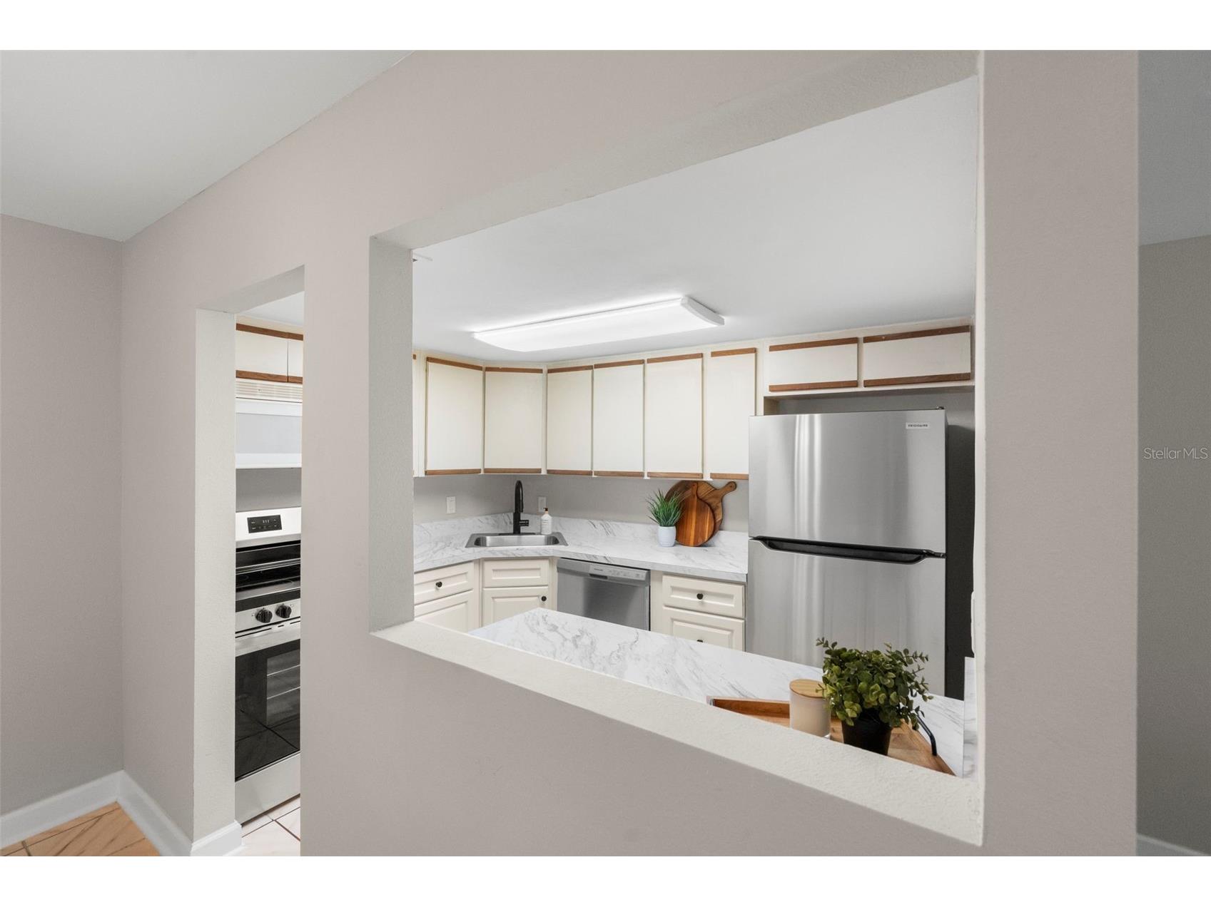 505 Plaza Seville Court #11 Treasure Island FL 33706 TB8487379 image13