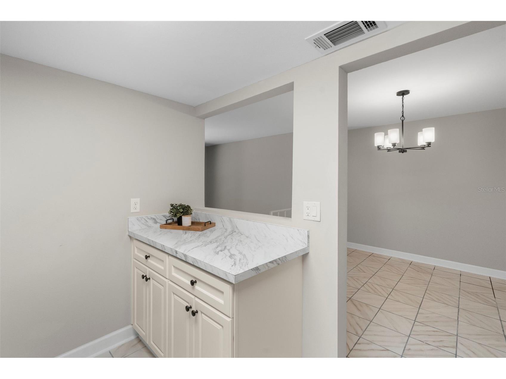 505 Plaza Seville Court #11 Treasure Island FL 33706 TB8487379 image14