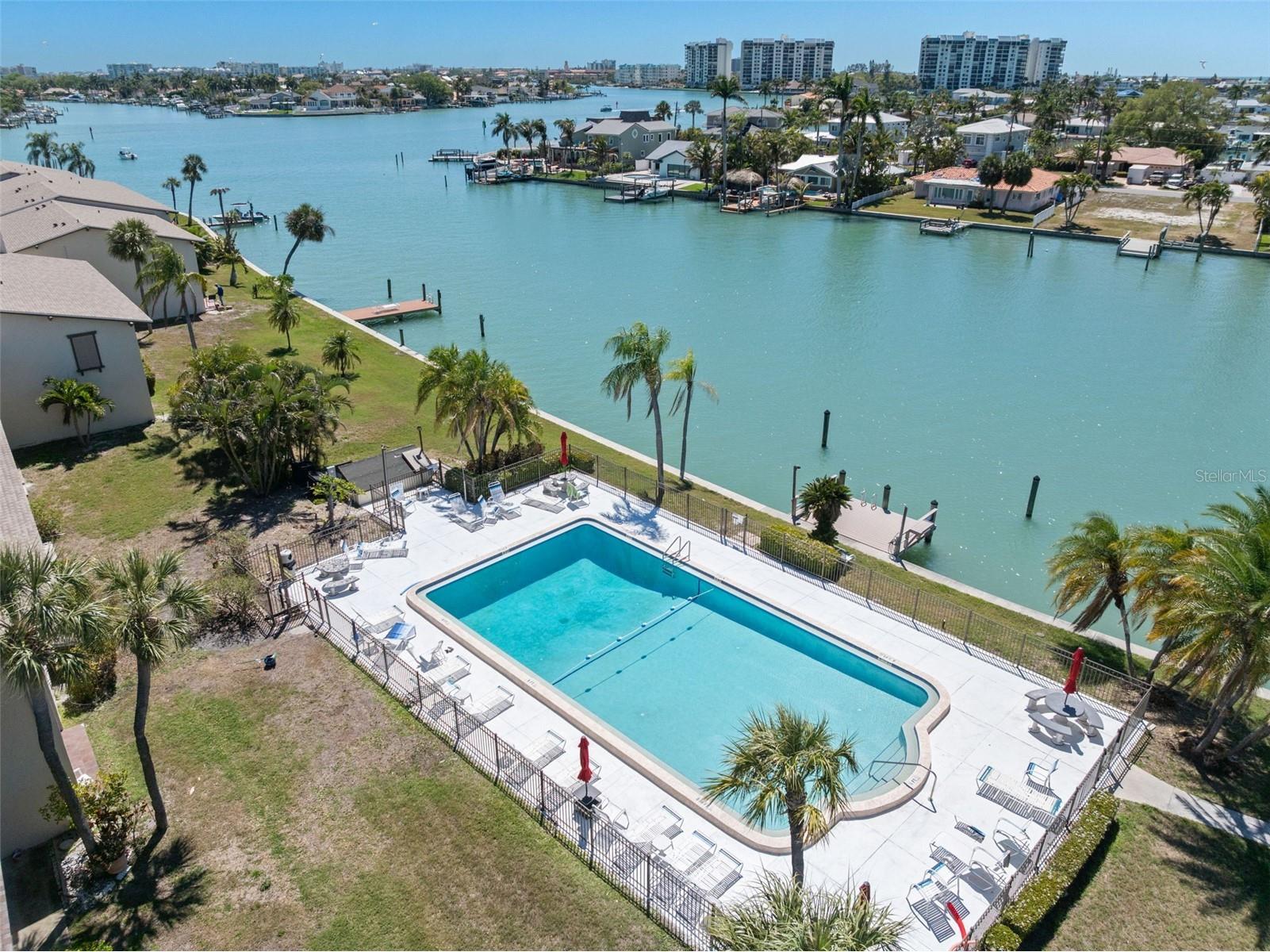 505 Plaza Seville Court #11 Treasure Island FL 33706 TB8487379 image27