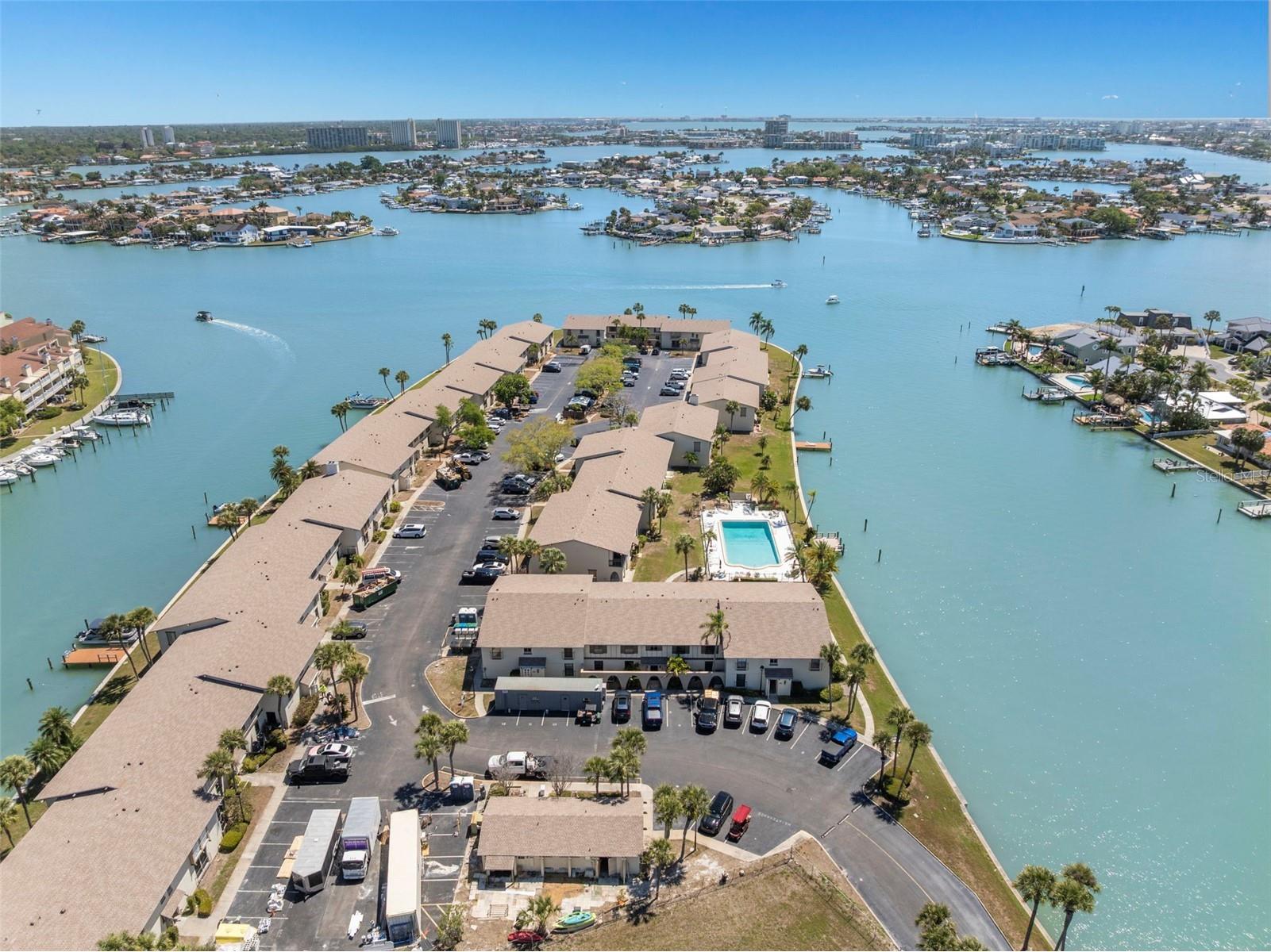 505 Plaza Seville Court #11 Treasure Island FL 33706 TB8487379 image28