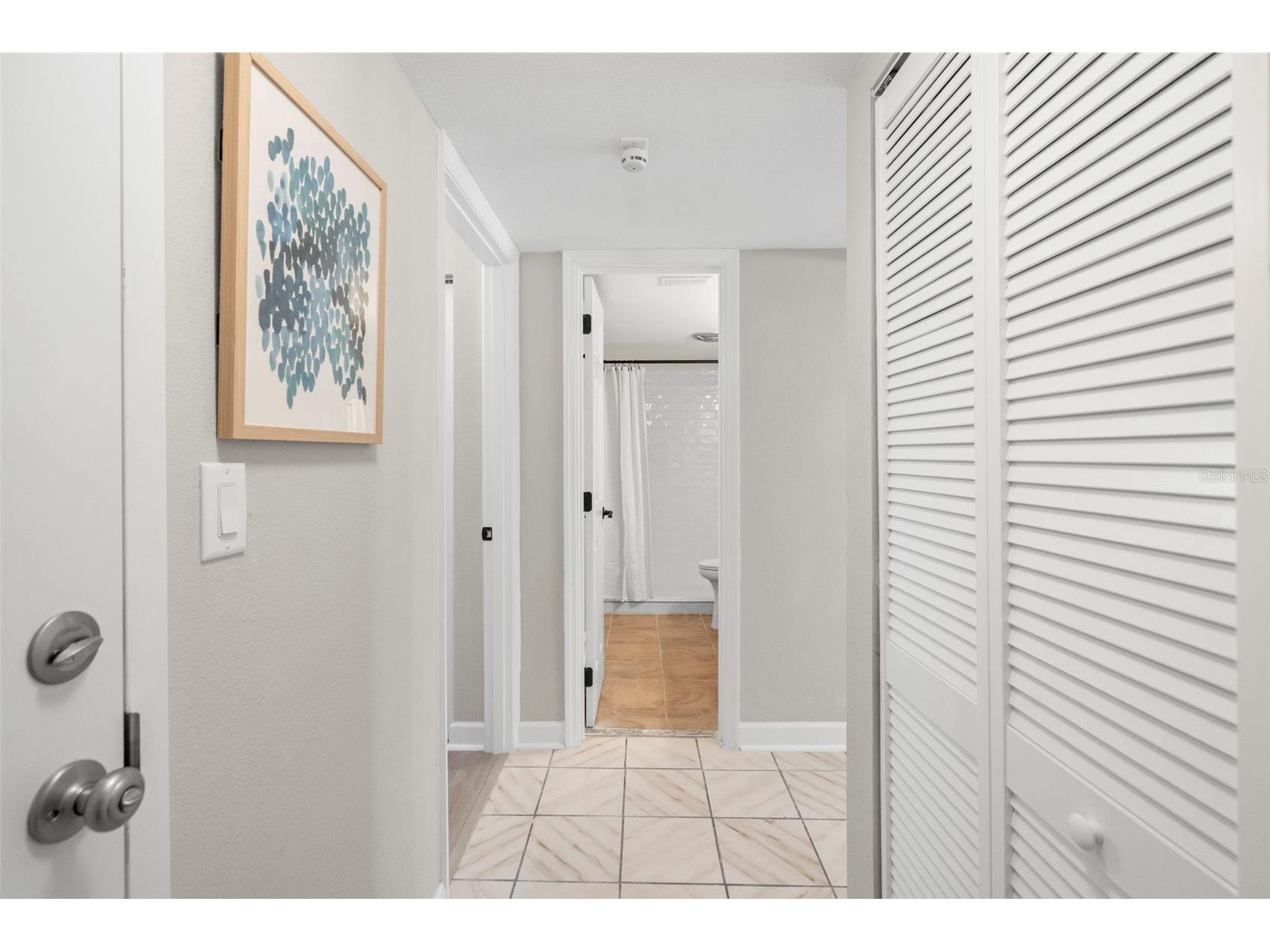 505 Plaza Seville Court #11 Treasure Island FL 33706 TB8487379 image4