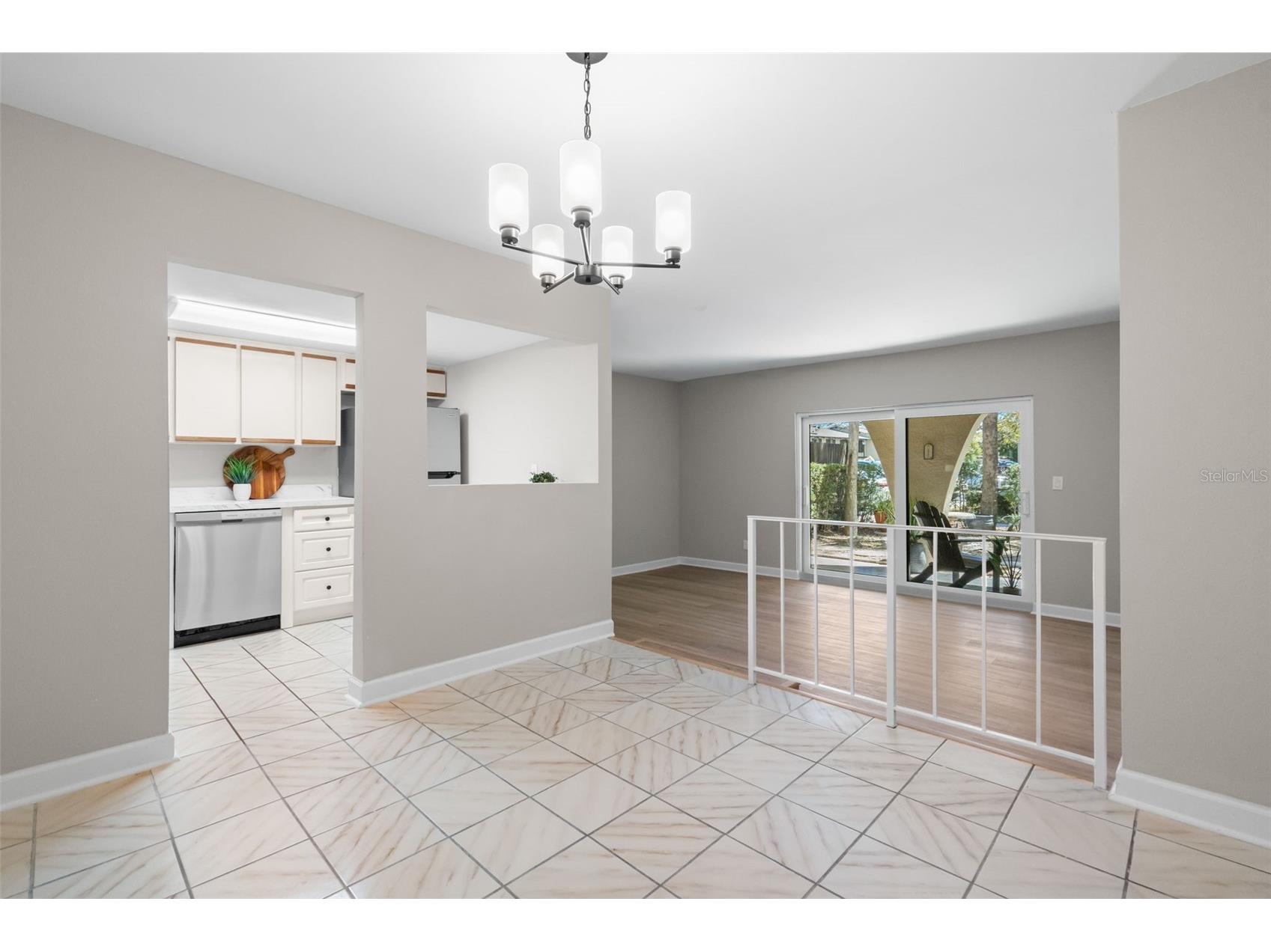505 Plaza Seville Court #11 Treasure Island FL 33706 TB8487379 image6