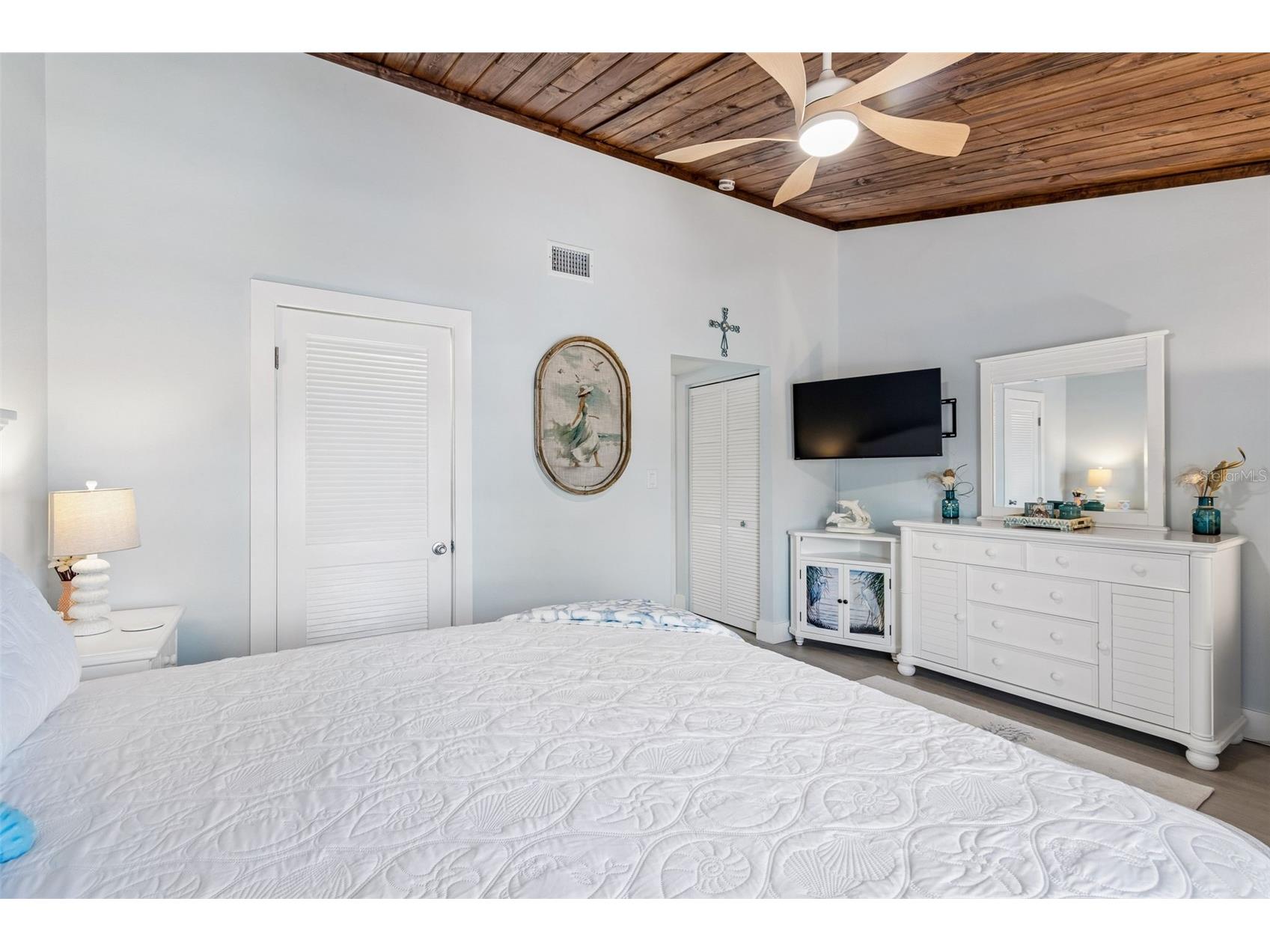 505 Plaza Seville Court #12 Treasure Island FL 33706 TB8526541 image21