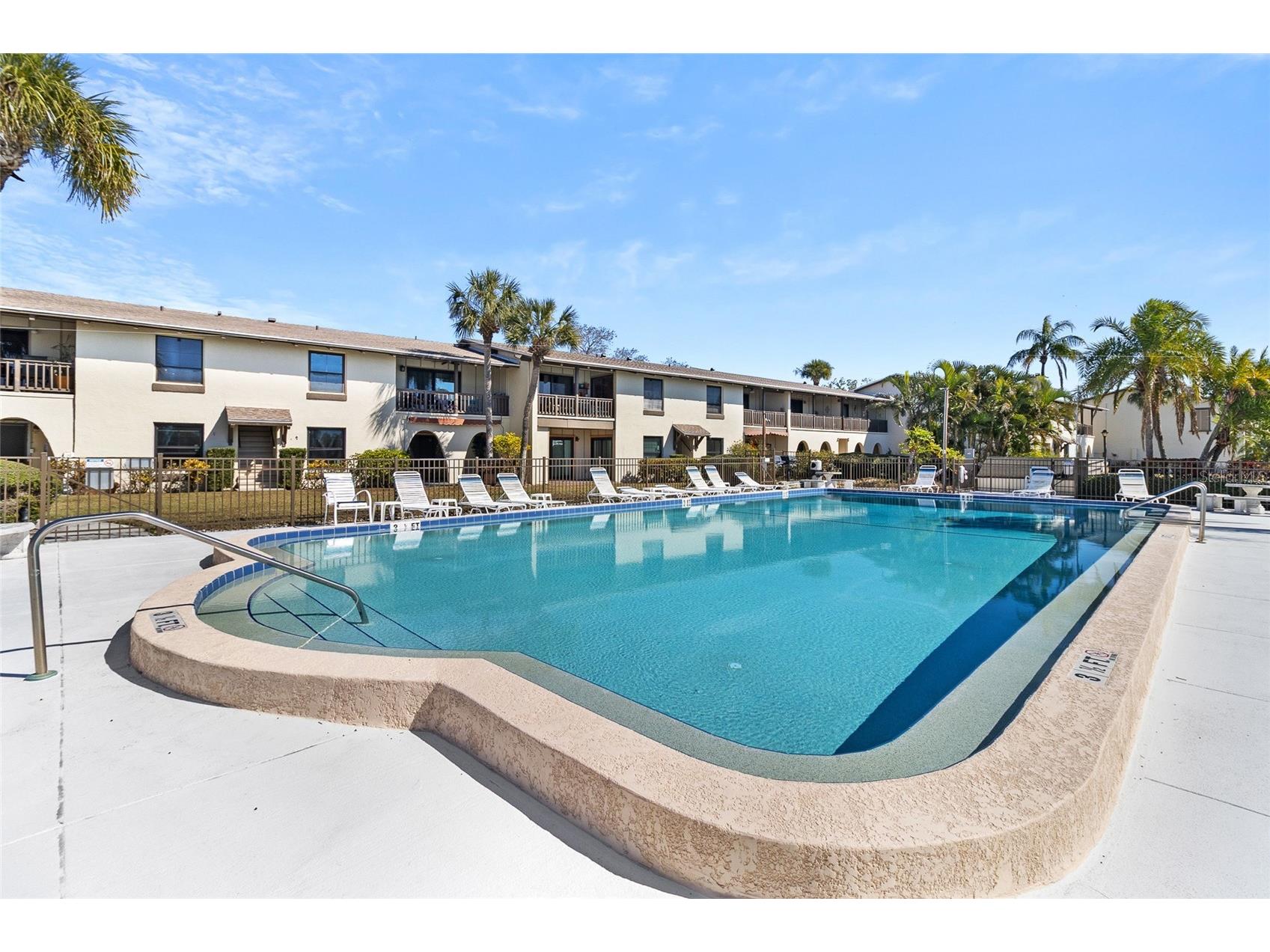 505 Plaza Seville Court #9 Treasure Island FL 33706 TB8469817 image27