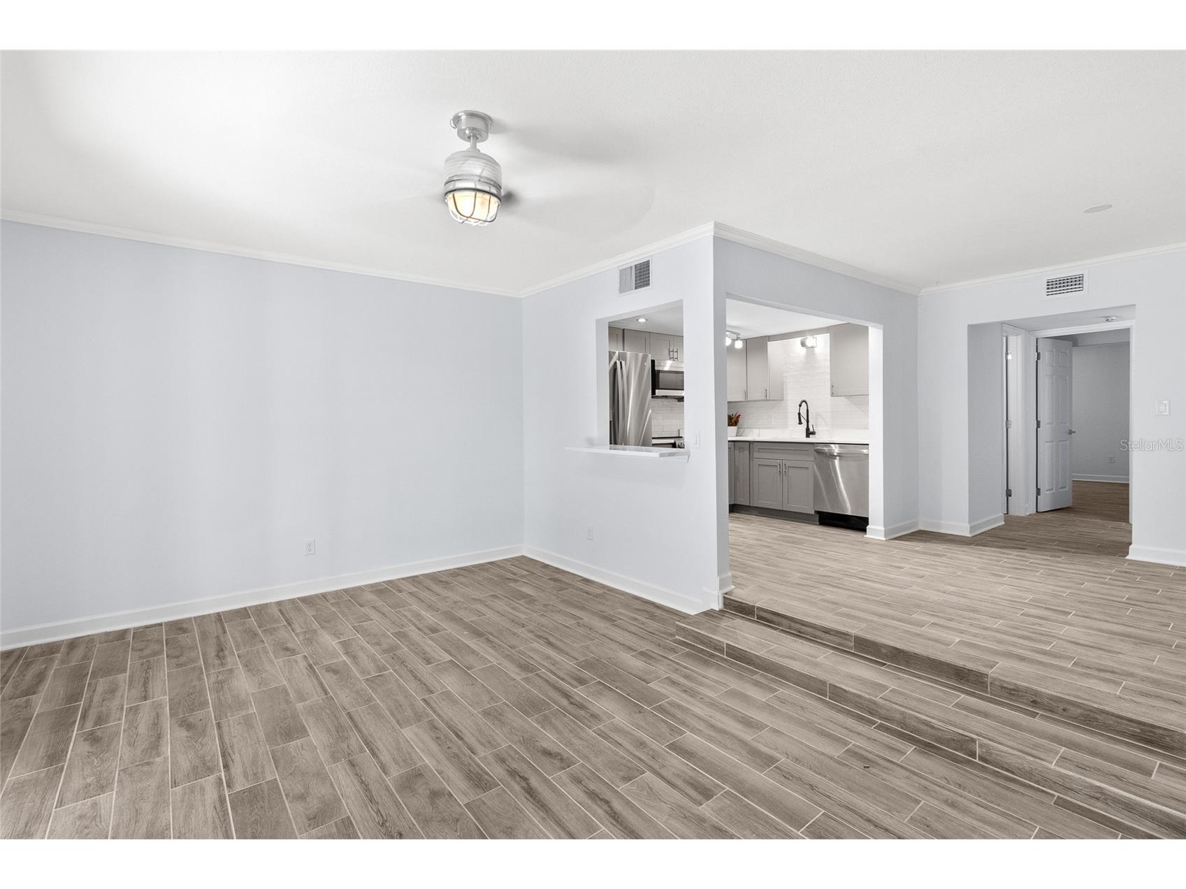 505 Plaza Seville Court #9 Treasure Island FL 33706 TB8469817 image9