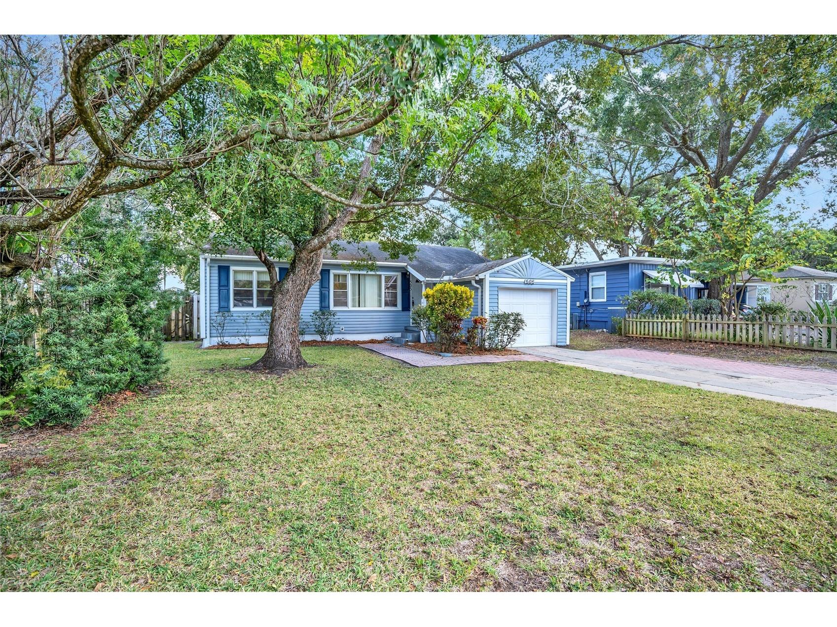 505 S Crystal Lake Drive Orlando FL 32803 - LAKE UNDERHILL O6370024 image1