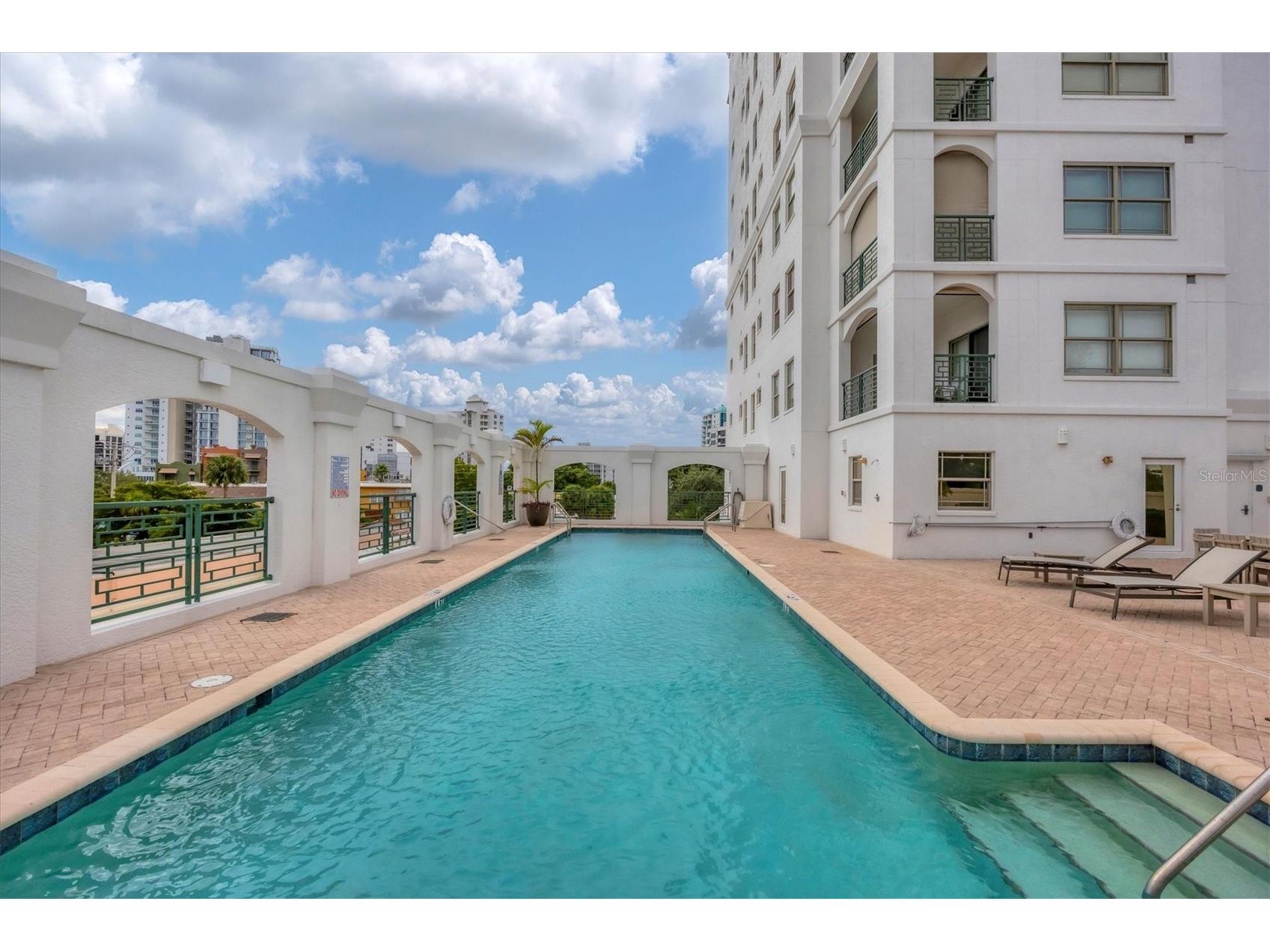 505 S Orange Avenue #301 Sarasota FL 34236 A4675111 image3