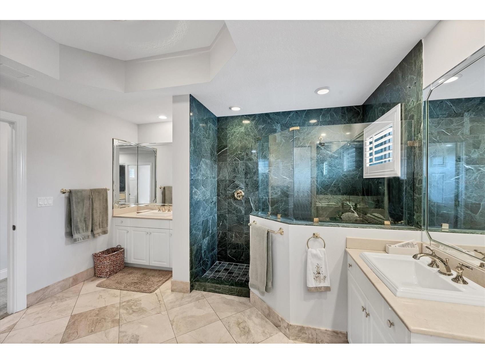 505 S Orange Avenue #301 Sarasota FL 34236 A4675111 image39