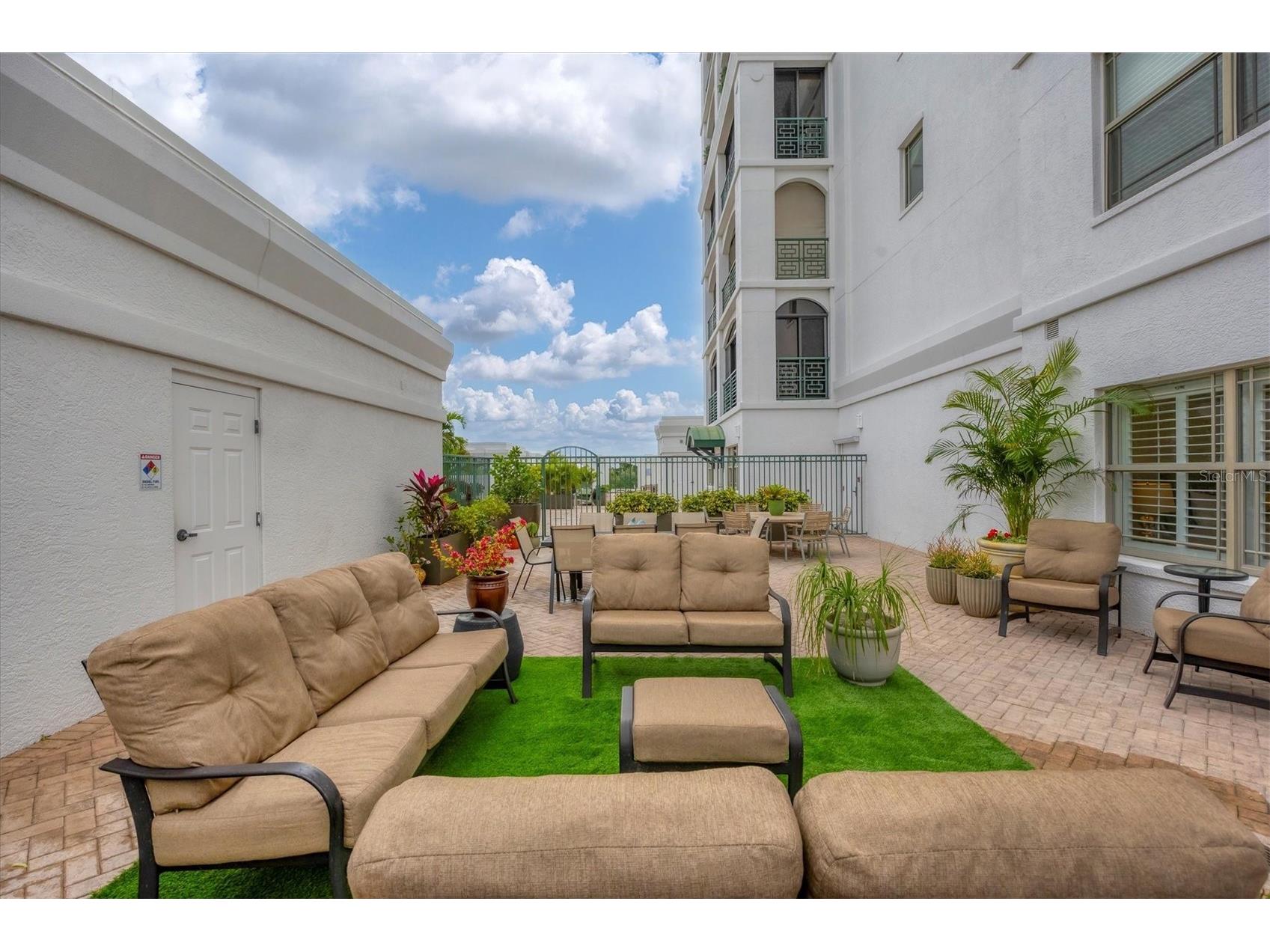 505 S Orange Avenue #301 Sarasota FL 34236 A4675111 image57