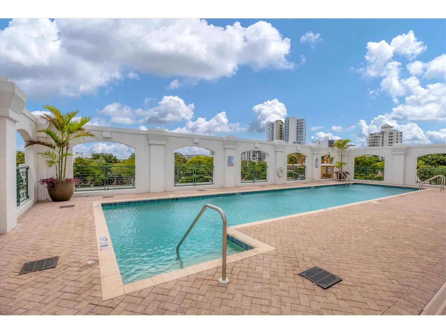 505 S Orange Avenue #301 Sarasota FL 34236 A4675111 image75