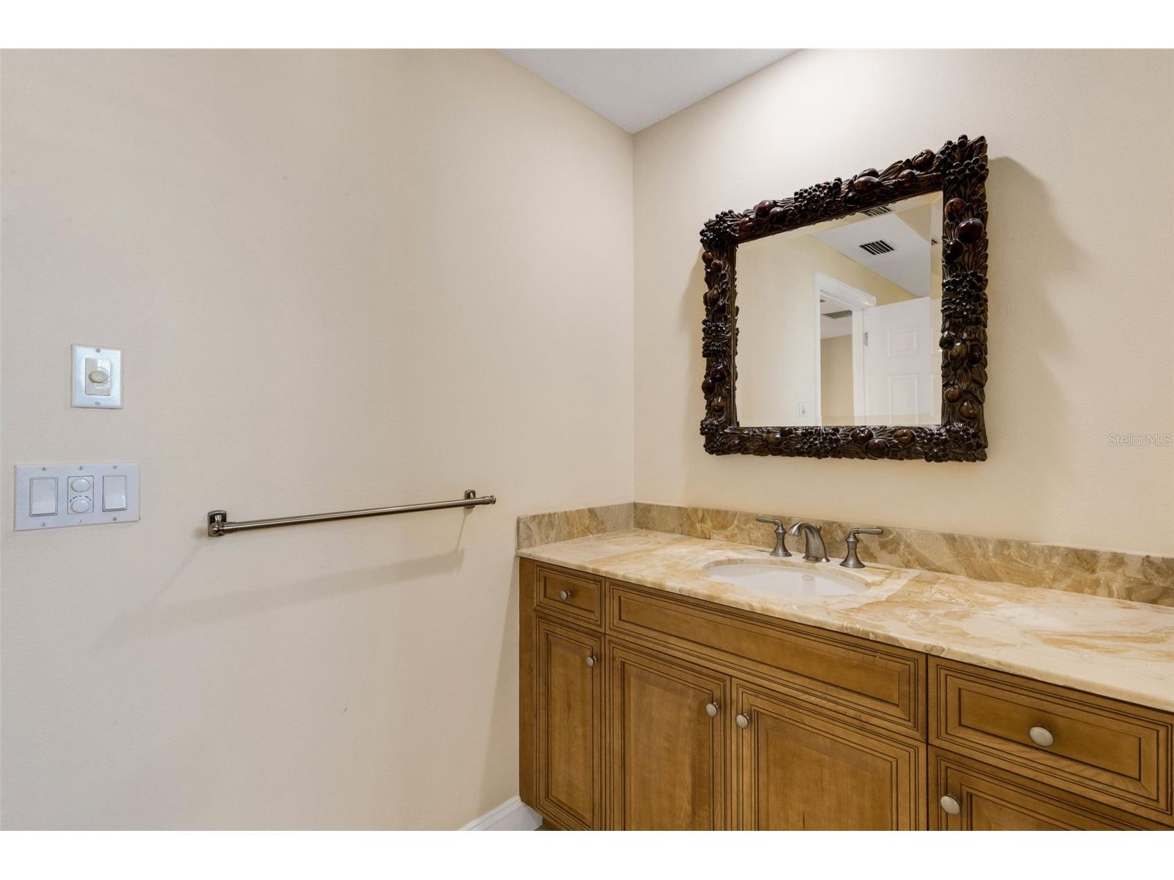 505 S Orange Avenue #901 Sarasota FL 34236 - SARASOTA BAY A4683398 image50