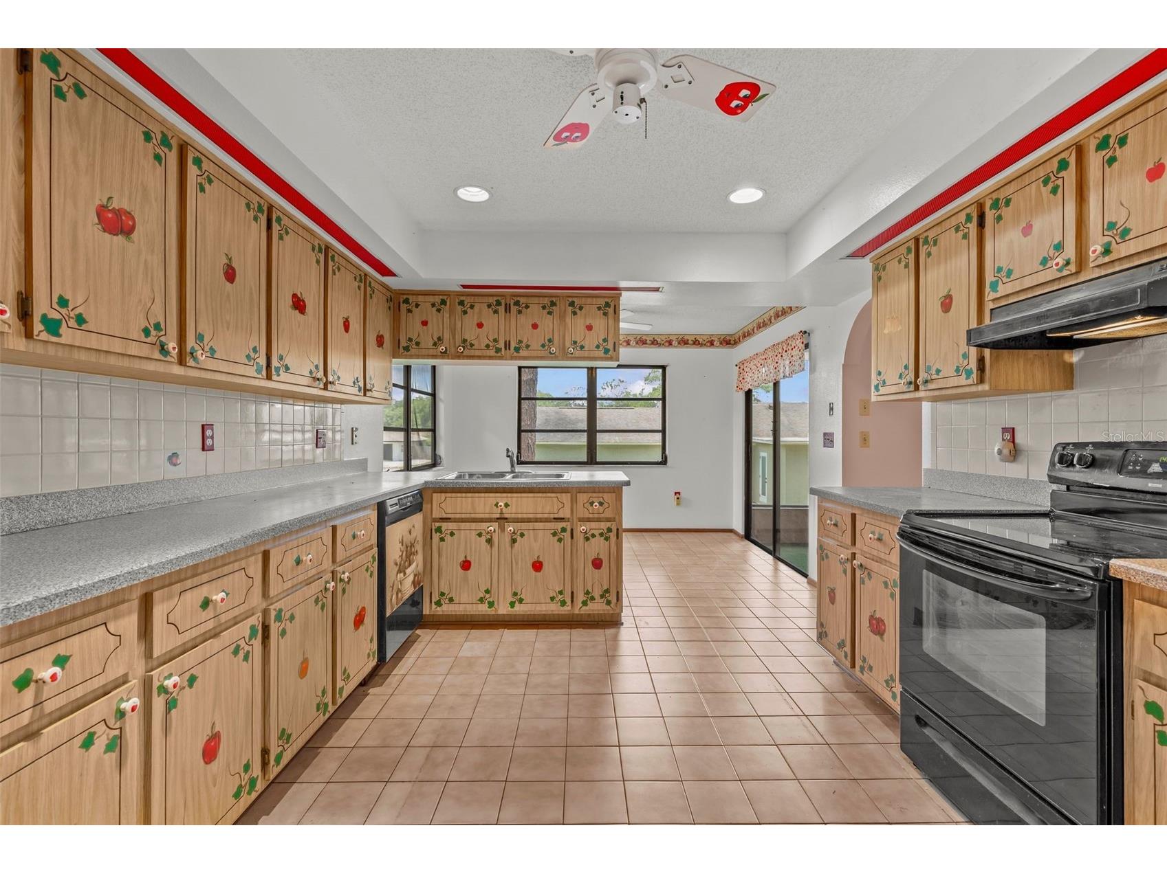 505 Village Oak Drive Tarpon Springs FL 34689 TB8520520 image13