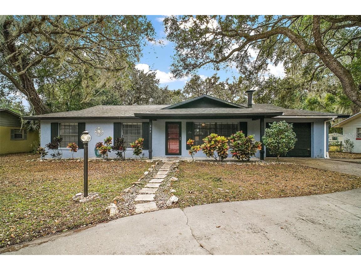 505 W Catawba Street Fruitland Park FL 34731 G5090897 image1