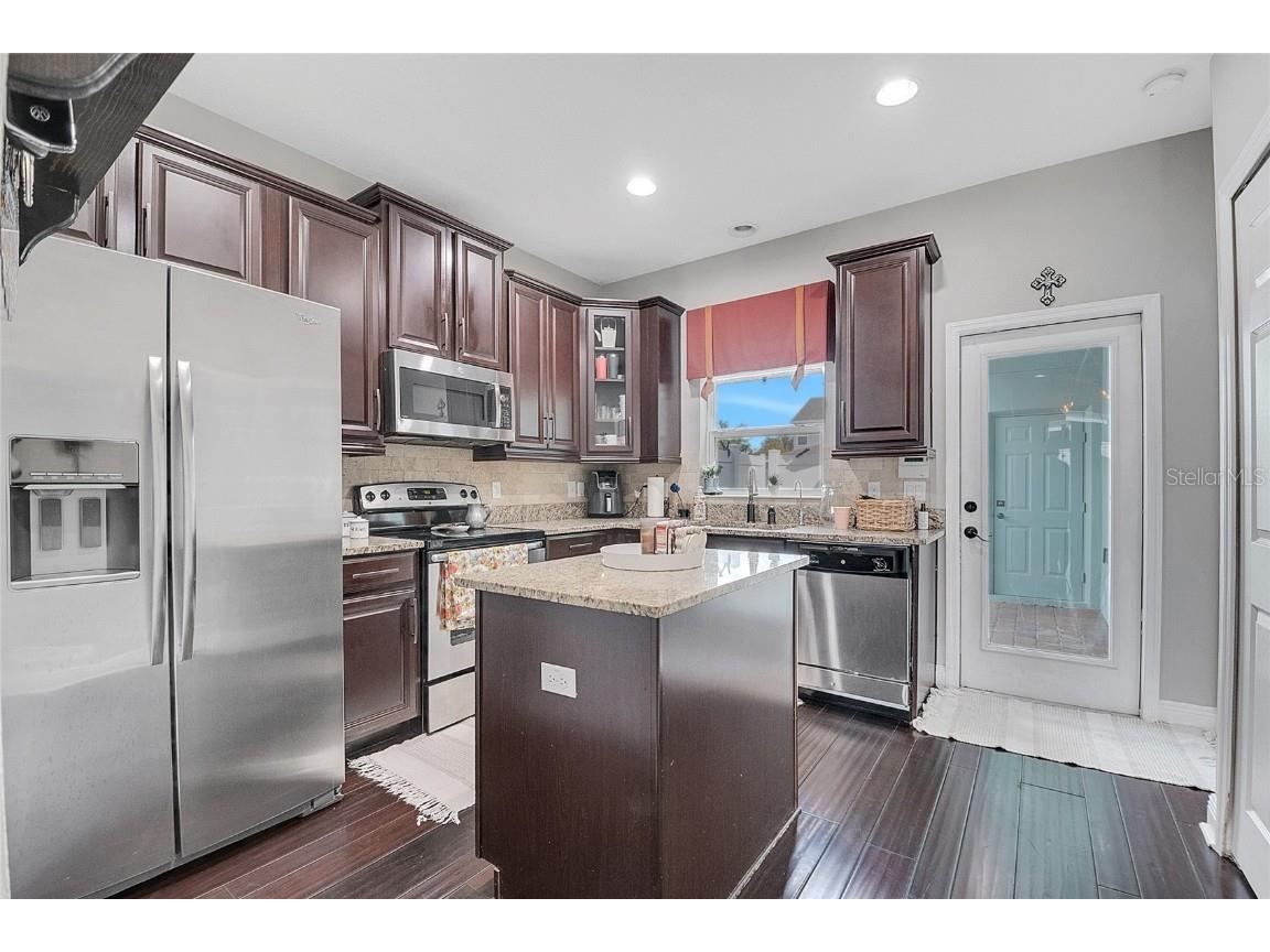 505 Waterside Pointe Drive #0087 Groveland FL 34736 S5136588 image13