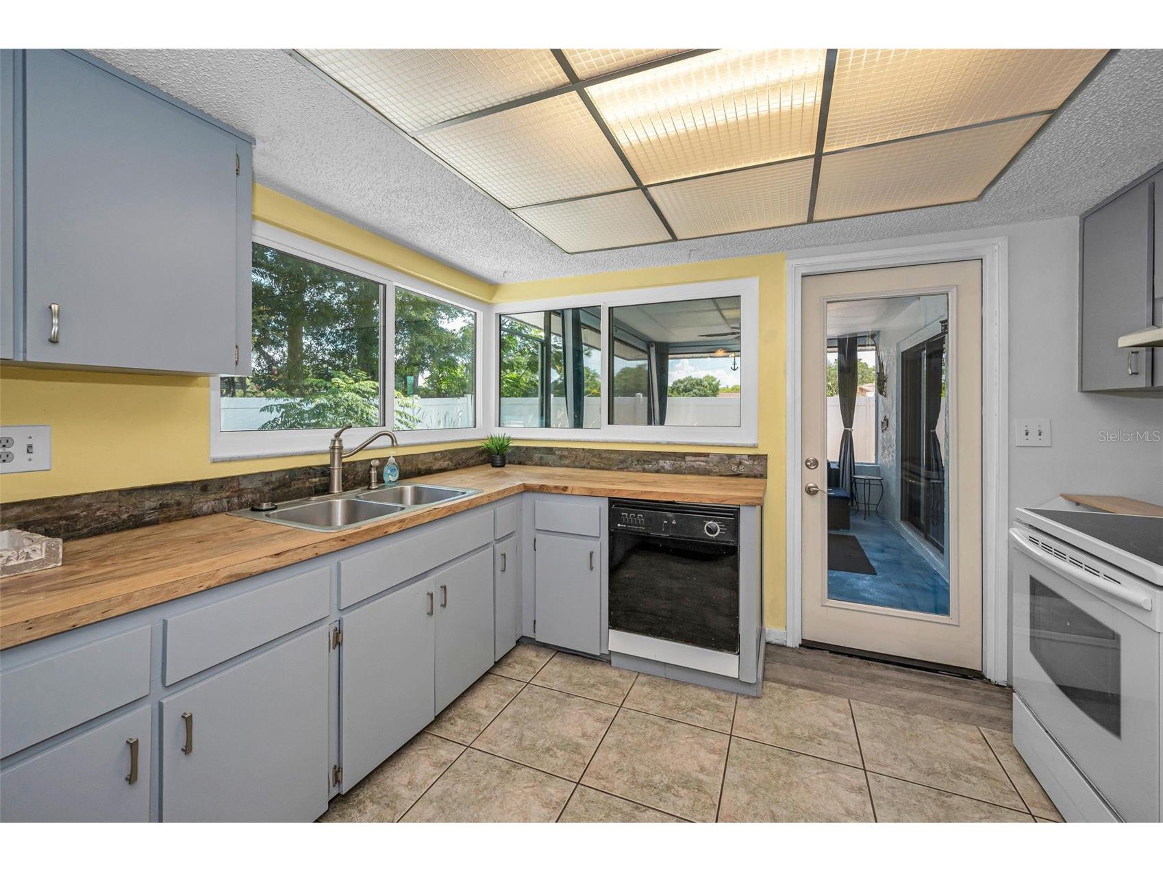 505 Whispering Oak Drive Tarpon Springs FL 34689 TB8404265 image14