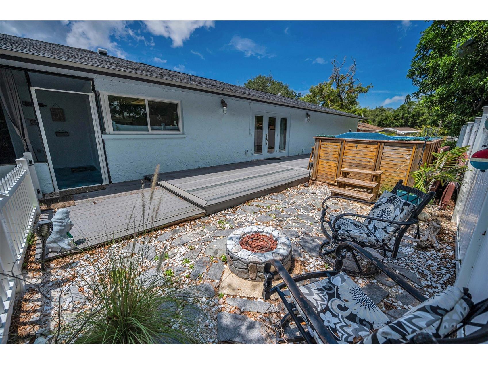 505 Whispering Oak Drive Tarpon Springs FL 34689 TB8404265 image40