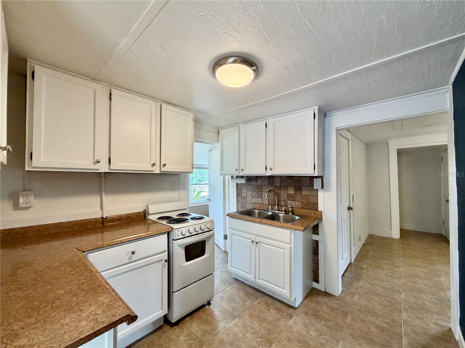 5050 2nd Avenue N #UPPER Saint Petersburg FL 33710 TB8507477 image12