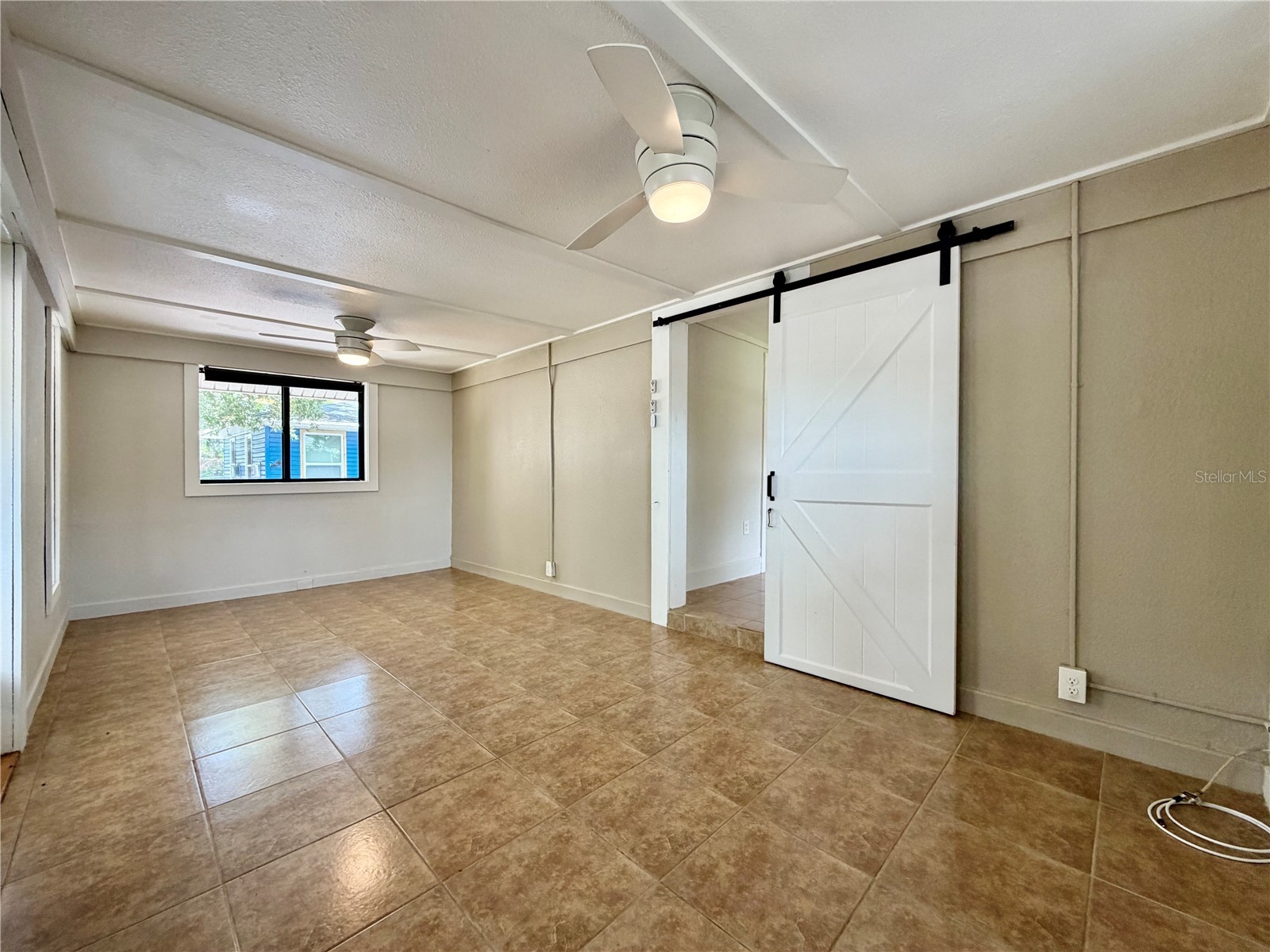 5050 2nd Avenue N #UPPER Saint Petersburg FL 33710 TB8507477 image15
