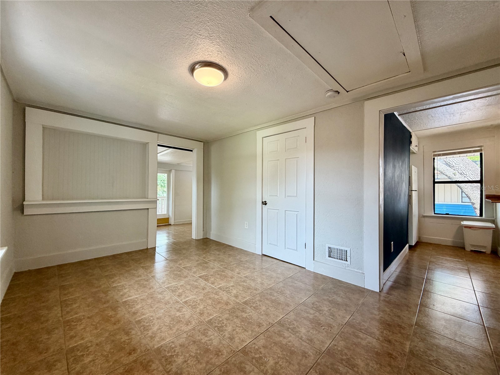 5050 2nd Avenue N #UPPER Saint Petersburg FL 33710 TB8507477 image4