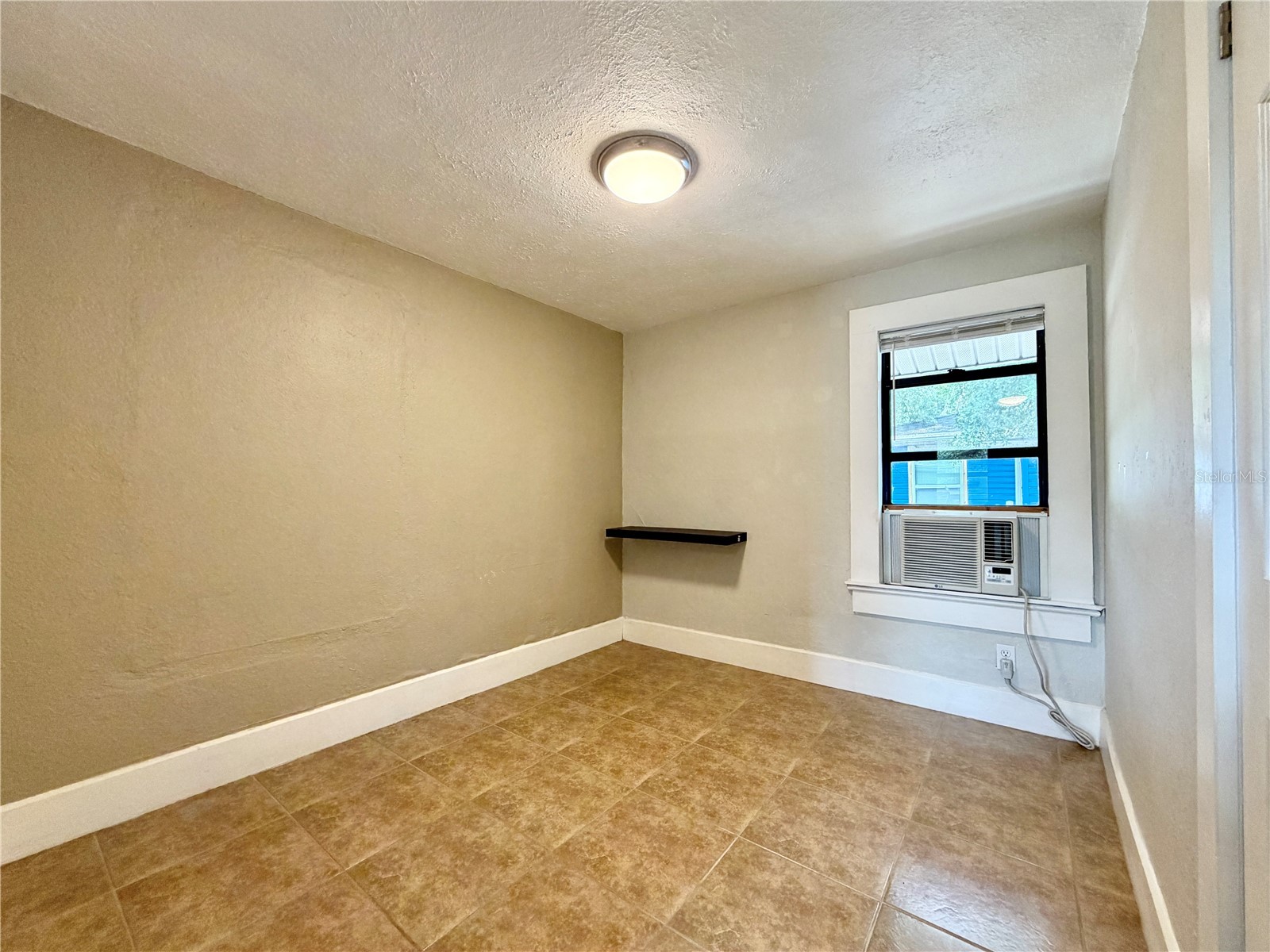 5050 2nd Avenue N #UPPER Saint Petersburg FL 33710 TB8507477 image7