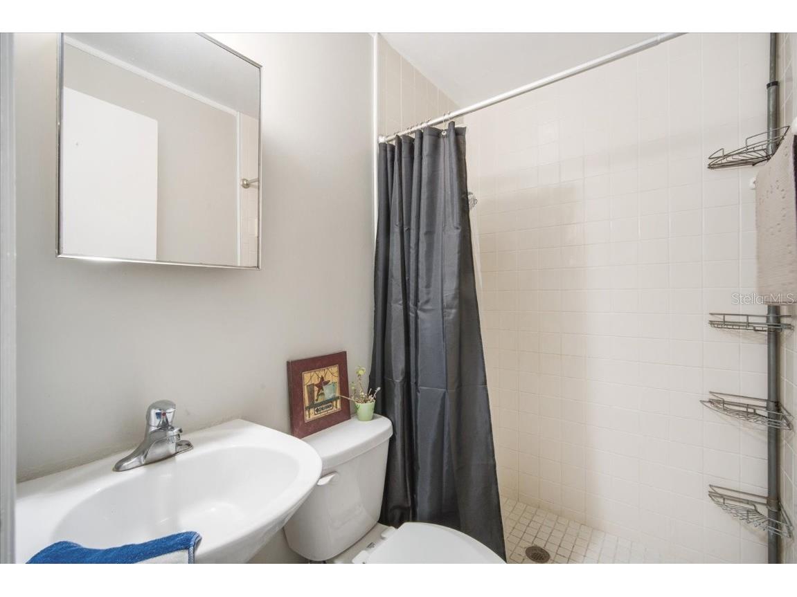 5050 68th Way N Saint Petersburg FL 33709 TB8366718 image18