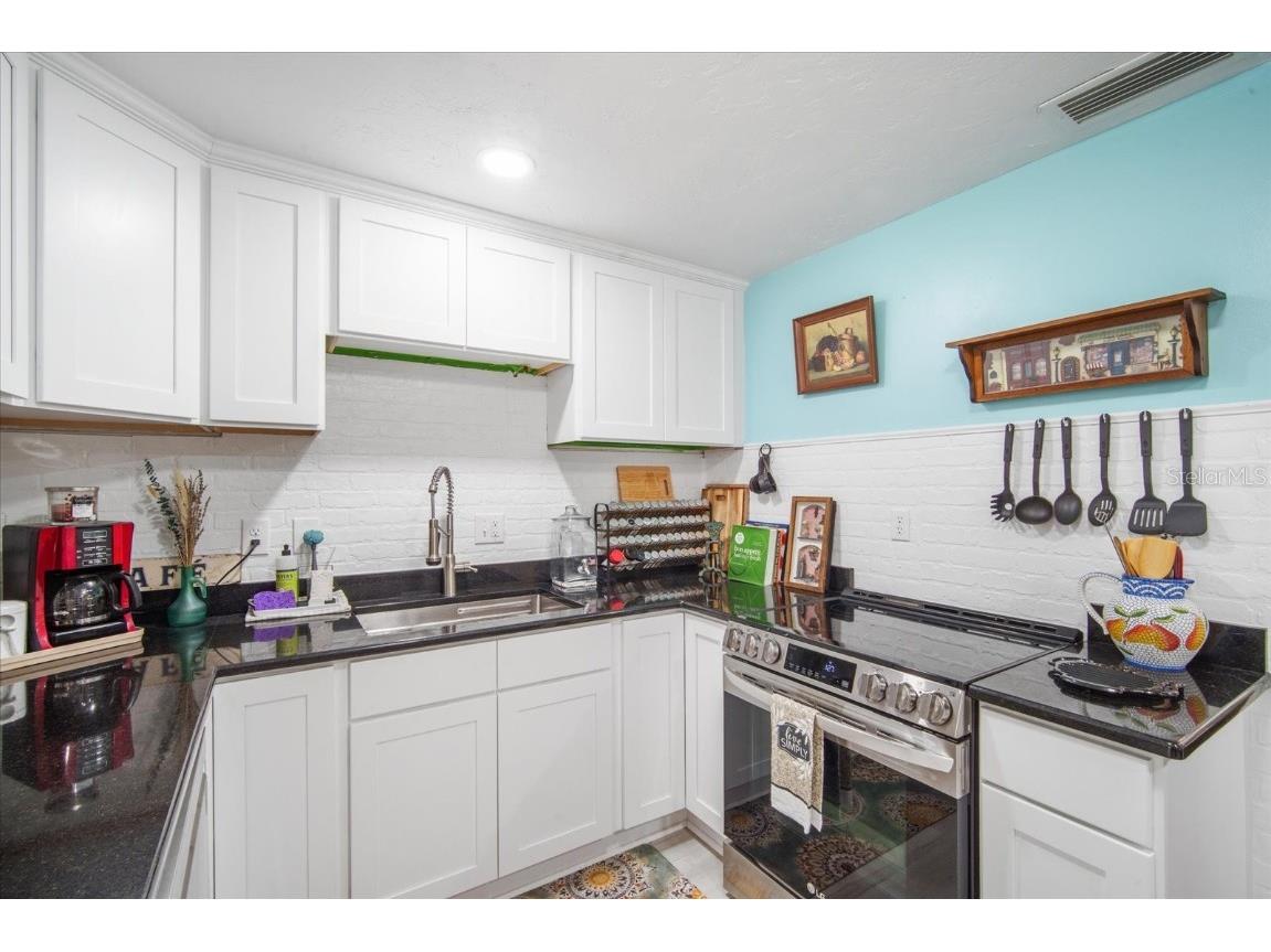 5050 68th Way N Saint Petersburg FL 33709 TB8366718 image7