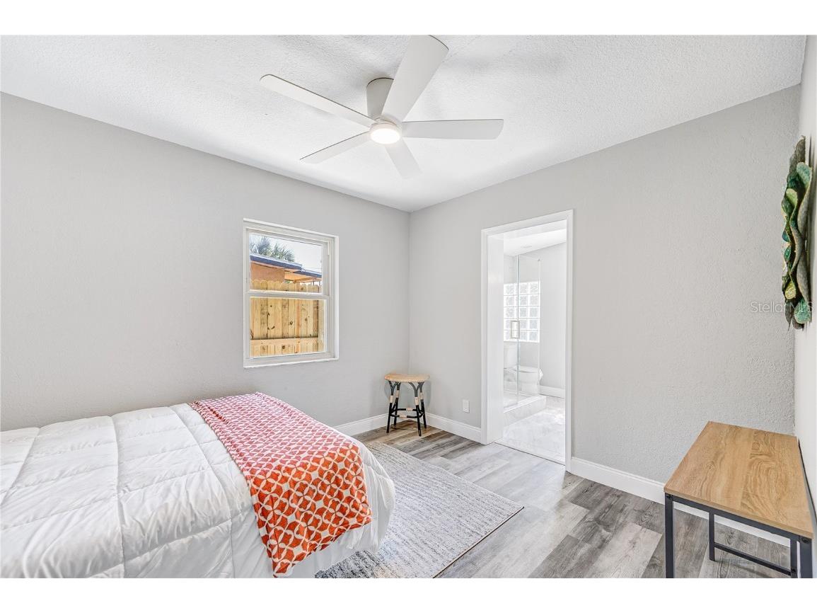 5050 Emerson Avenue S Saint Petersburg FL 33707 TB8351296 image15