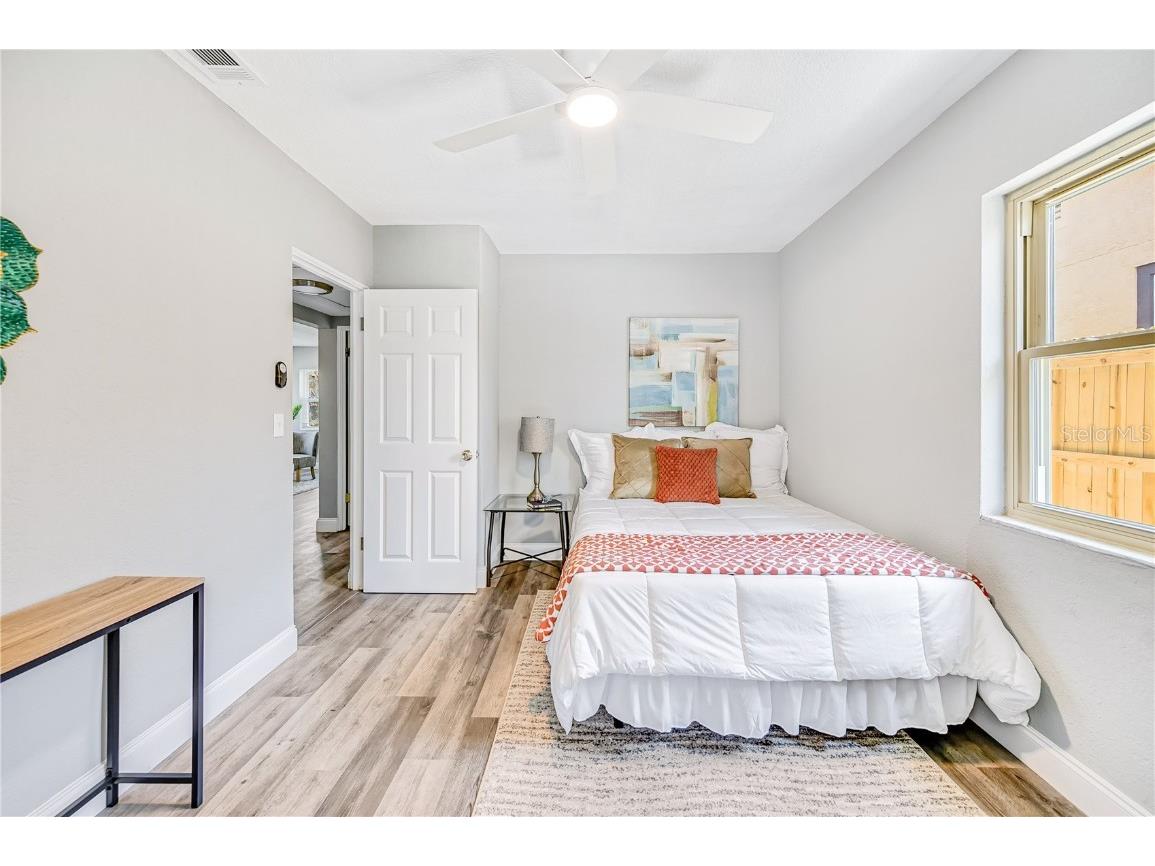 5050 Emerson Avenue S Saint Petersburg FL 33707 TB8351296 image16