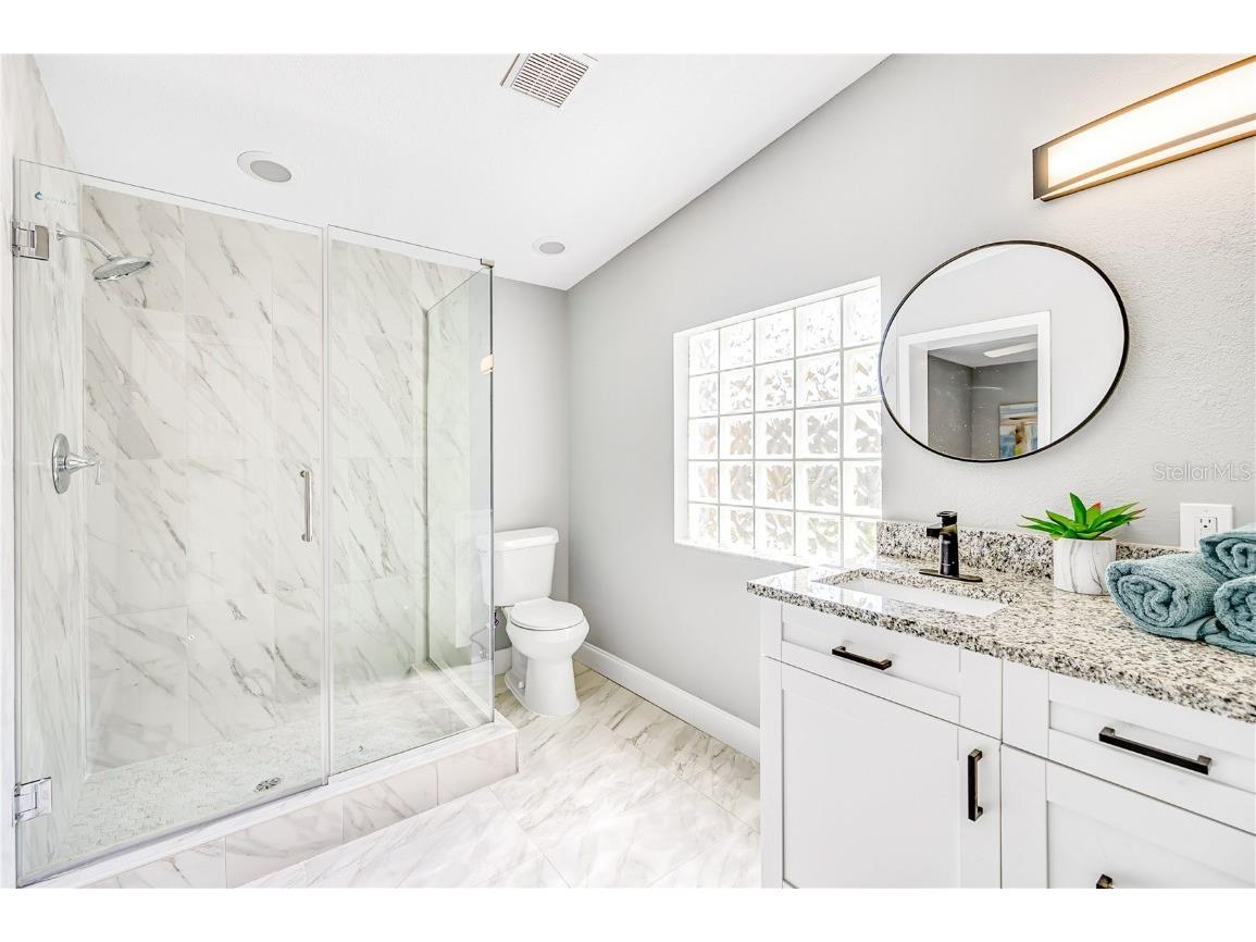 5050 Emerson Avenue S Saint Petersburg FL 33707 TB8351296 image22