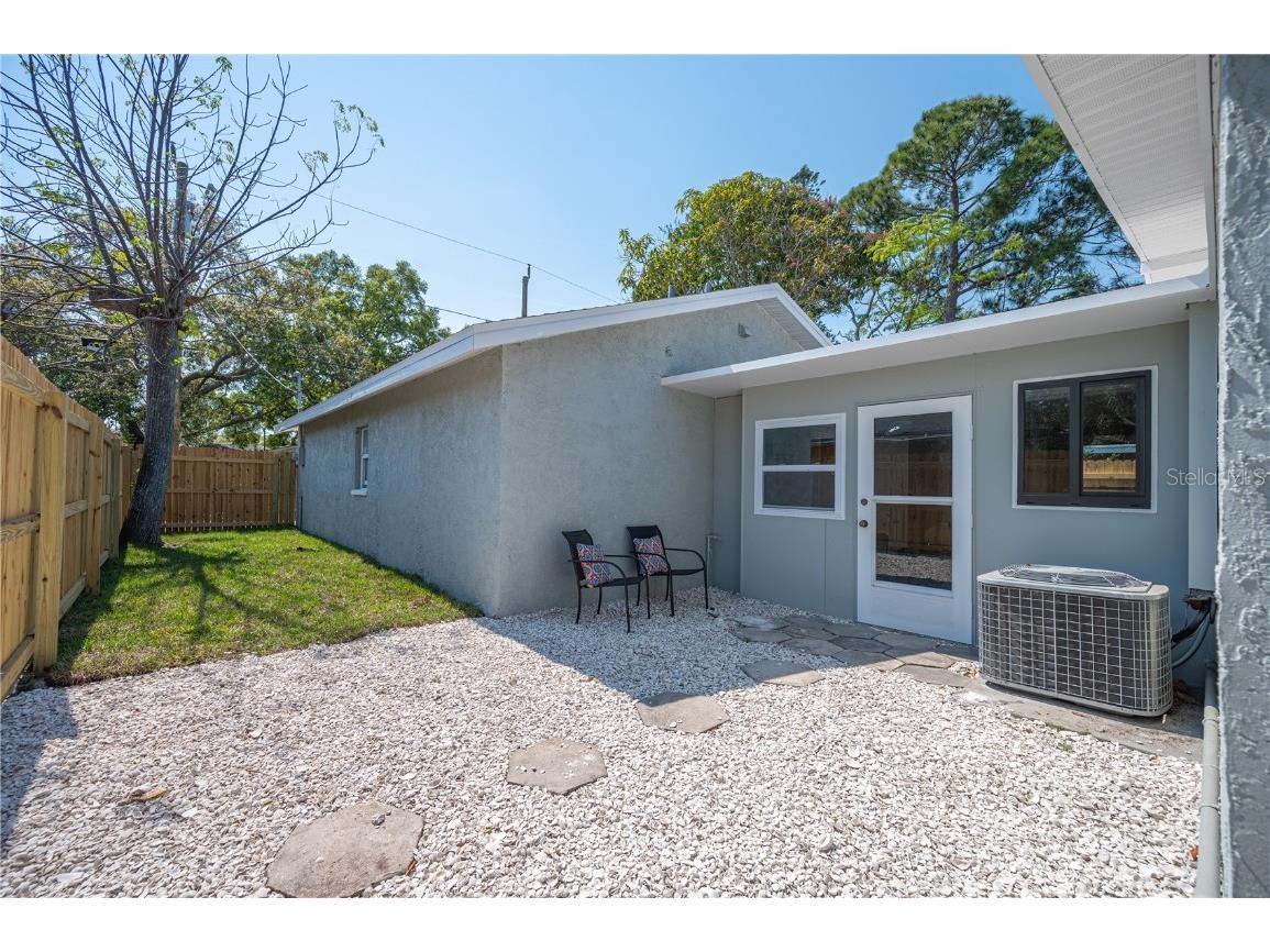 5050 Emerson Avenue S Saint Petersburg FL 33707 TB8351296 image26